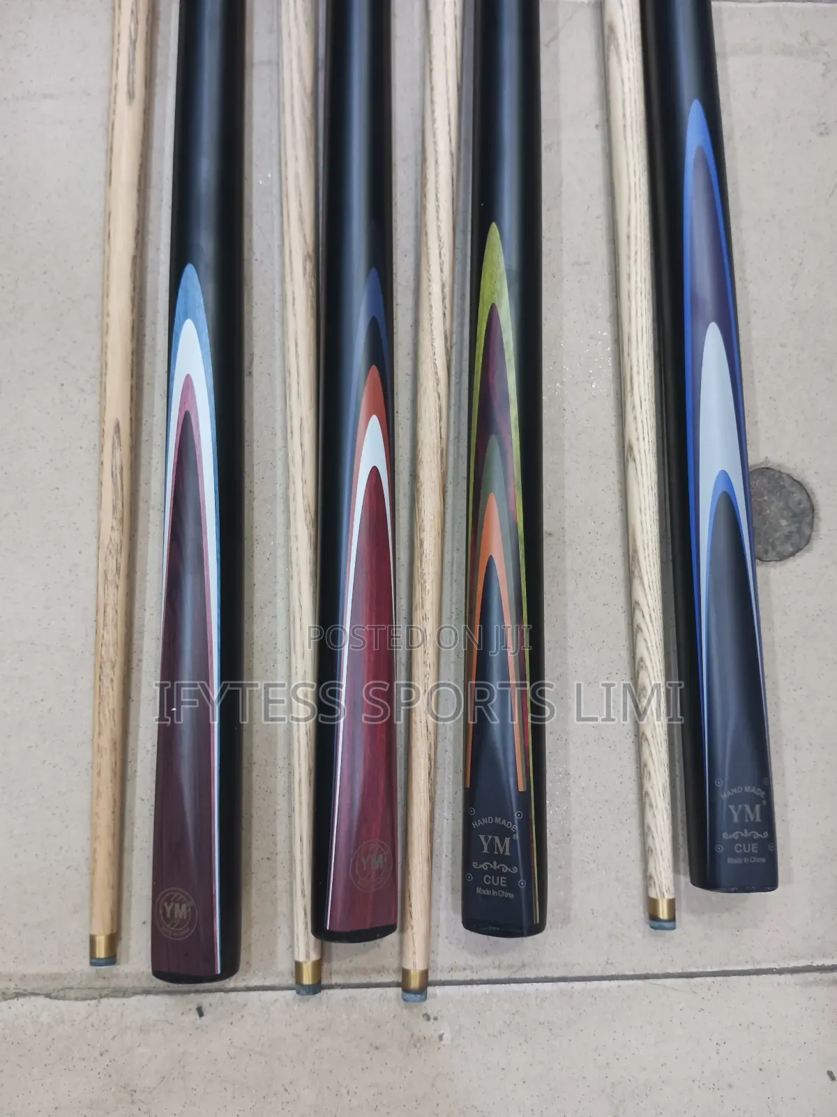 Snooker Cue Sticks 170)