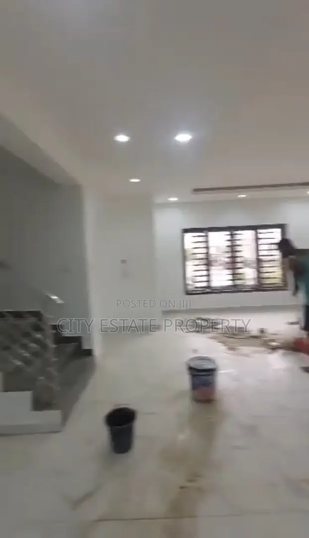 Furnished 4bdrm Duplex in Wuye District for rent