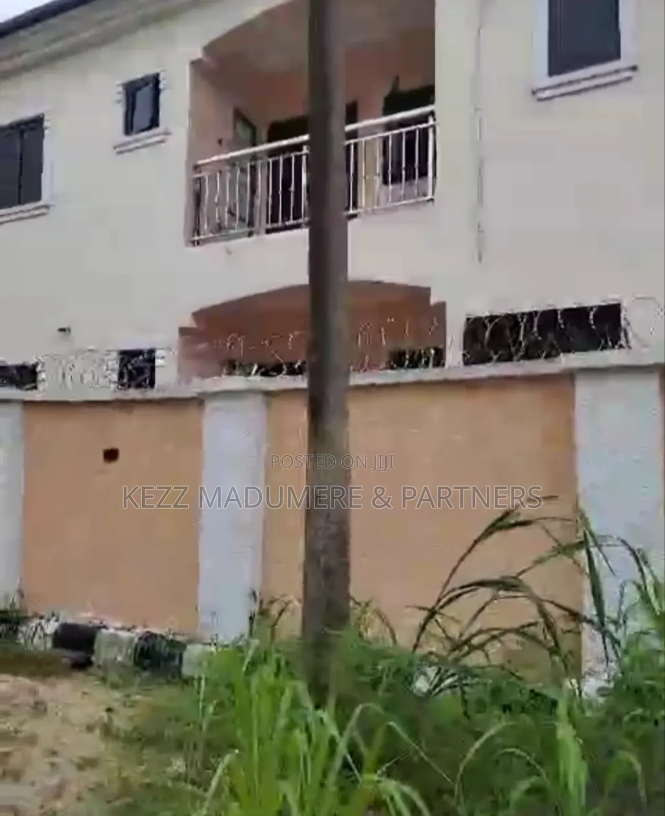 5bdrm Duplex in Agbama Housing, Umuahia for sale