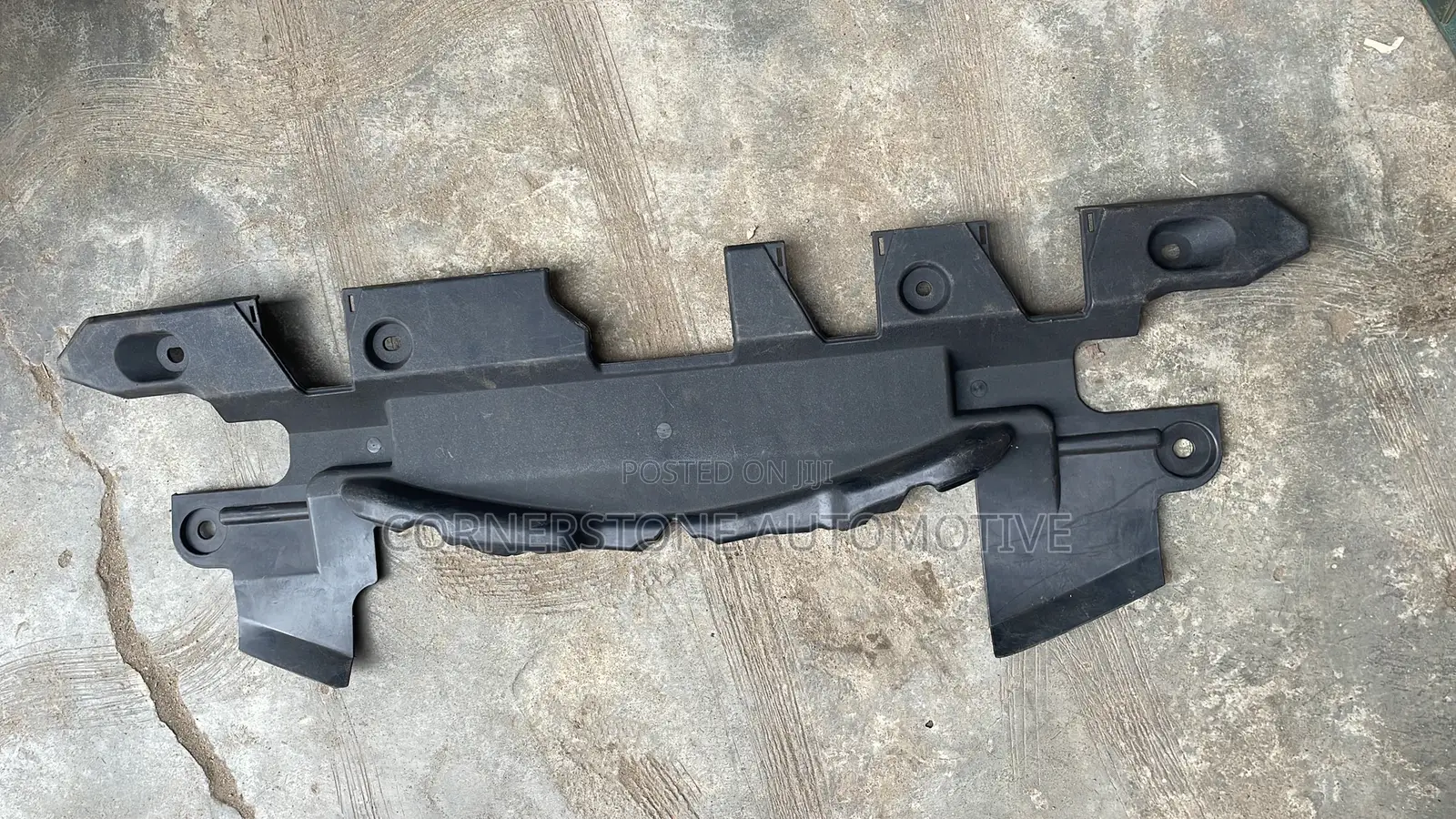 Radiator Plastic RAV4 2018