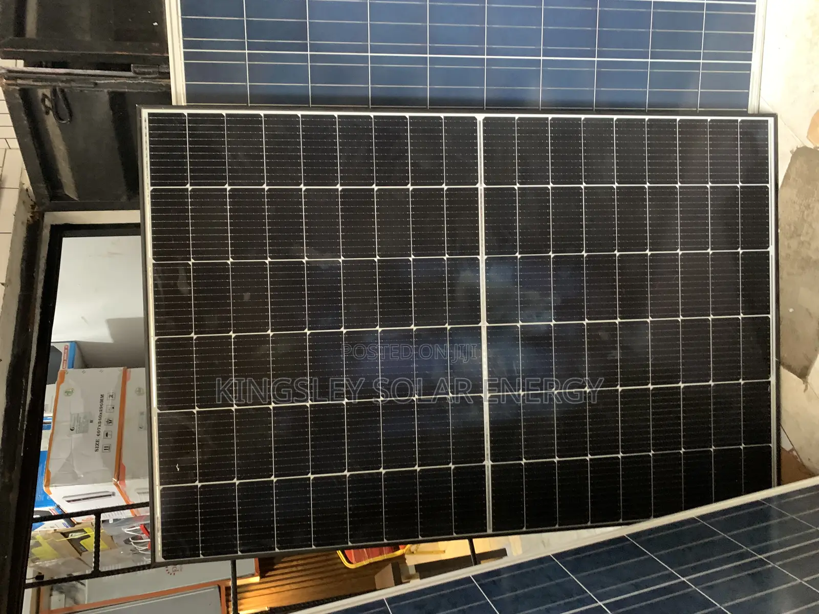 JINKO SOLAR PANEL (Halfcut) Mono 550w/120cells