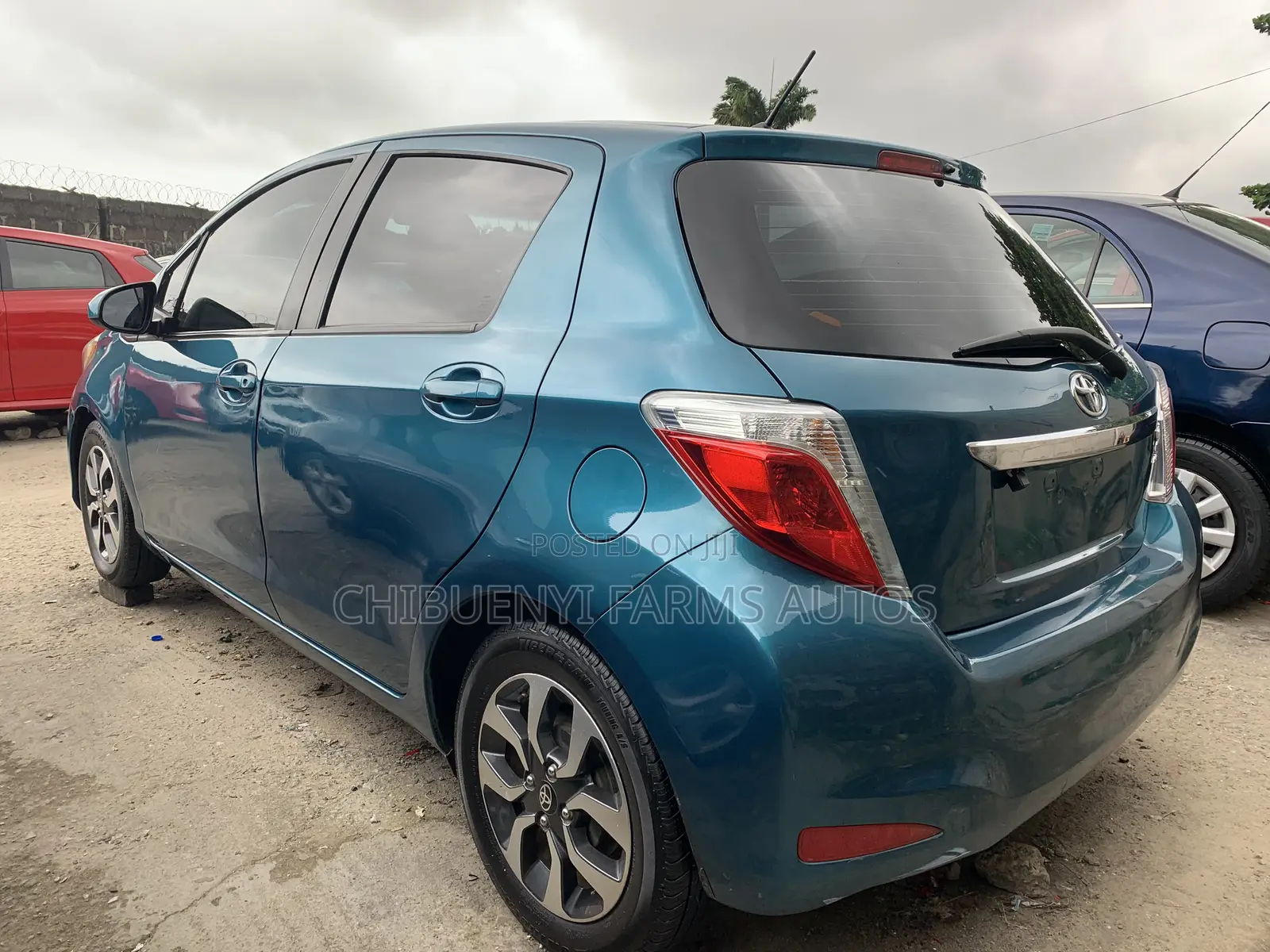 Toyota Yaris LE Hatchback 5dr 2012 Blue
