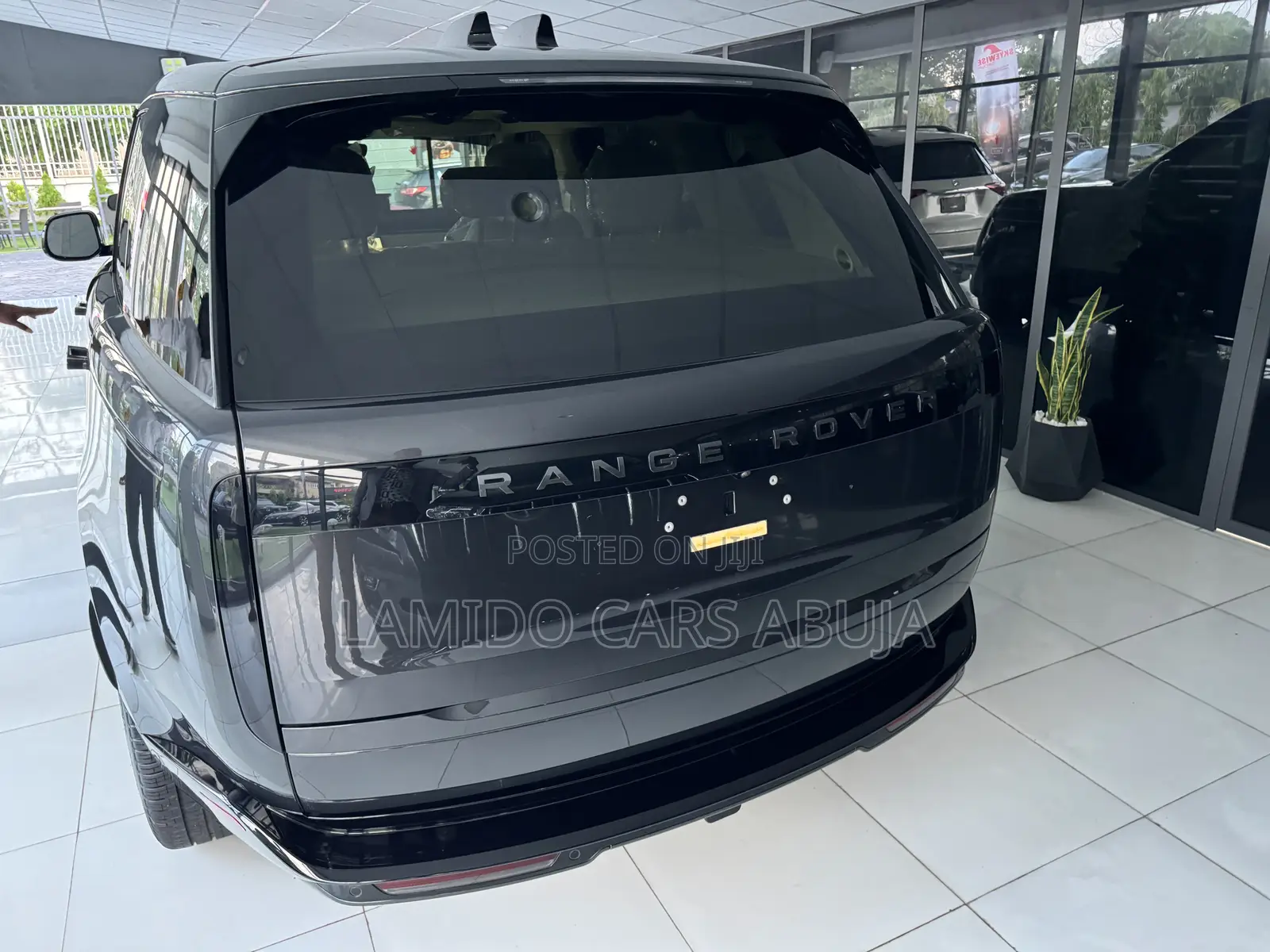 New Land Rover Range Rover Vogue 2024 Gray