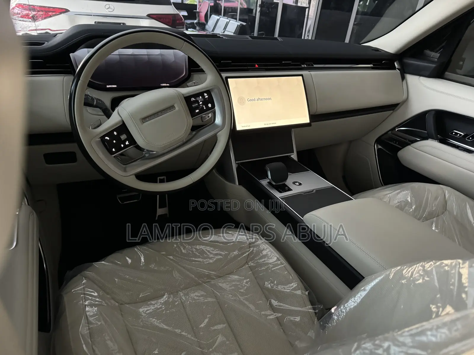 New Land Rover Range Rover Vogue 2024 Gray