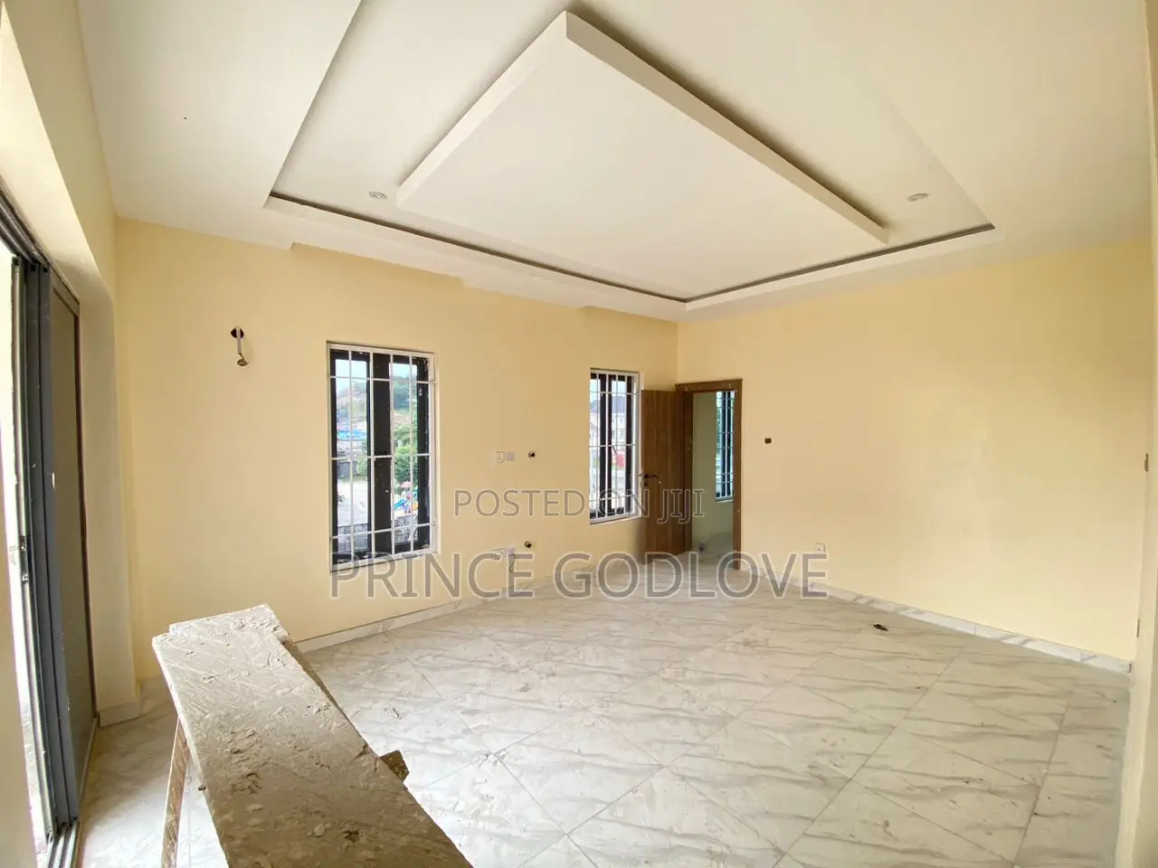 5bdrm Duplex in Life Camp for sale