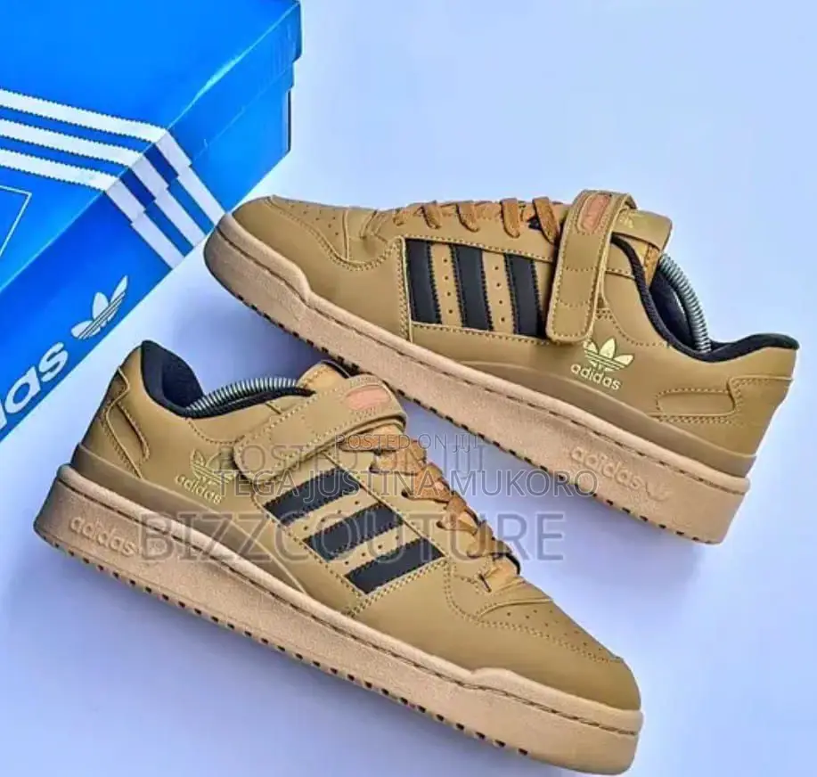 Adidas Unisex Sneakers