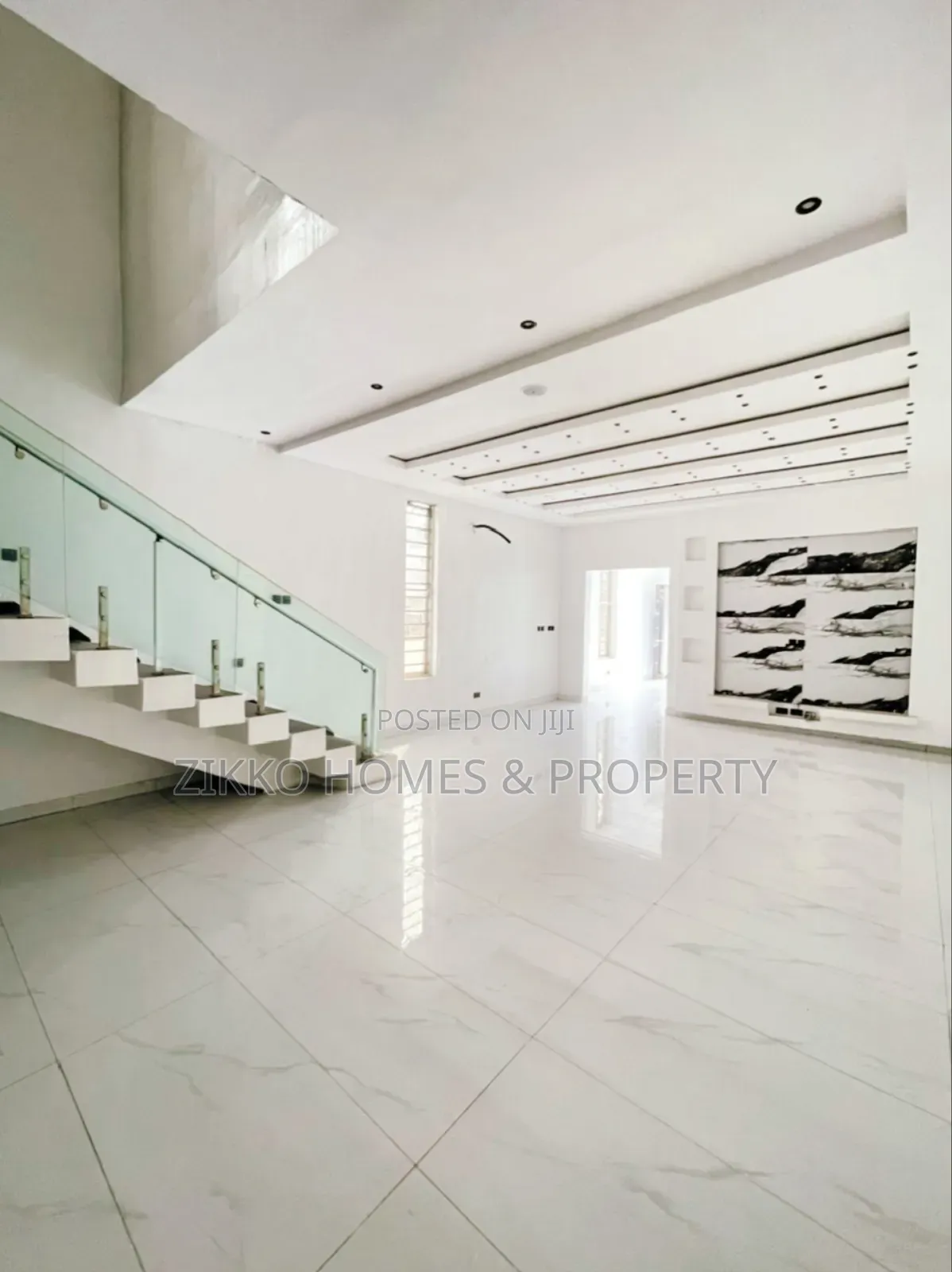 4bdrm Duplex in Ikota for sale