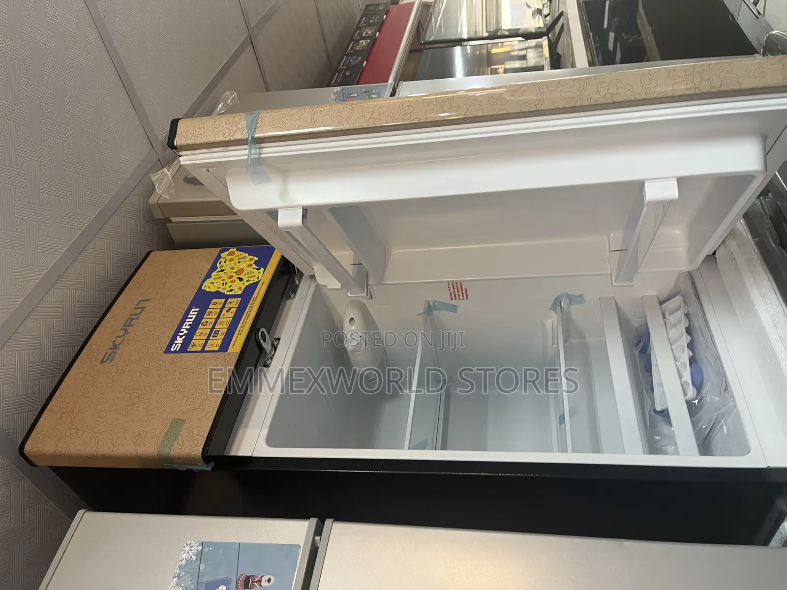 Skyrun Double Door Fridge 108J