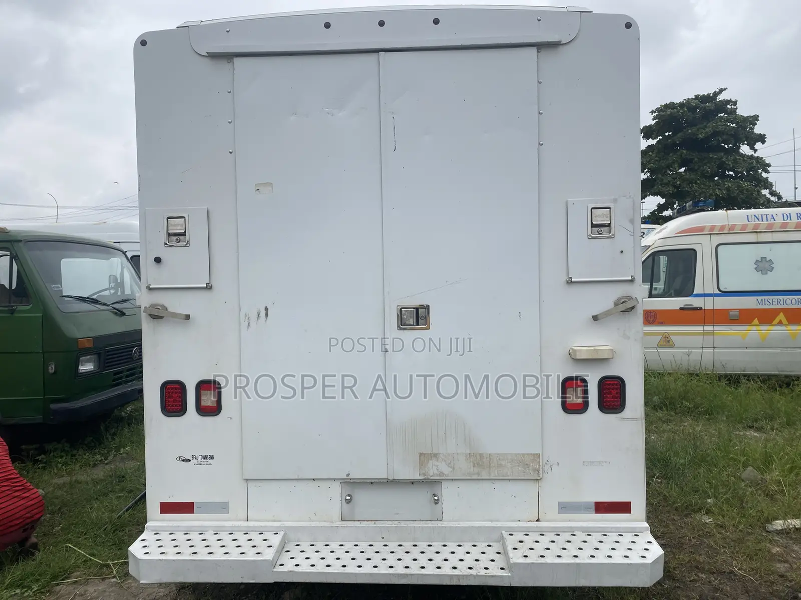 Ford E250 2013 White