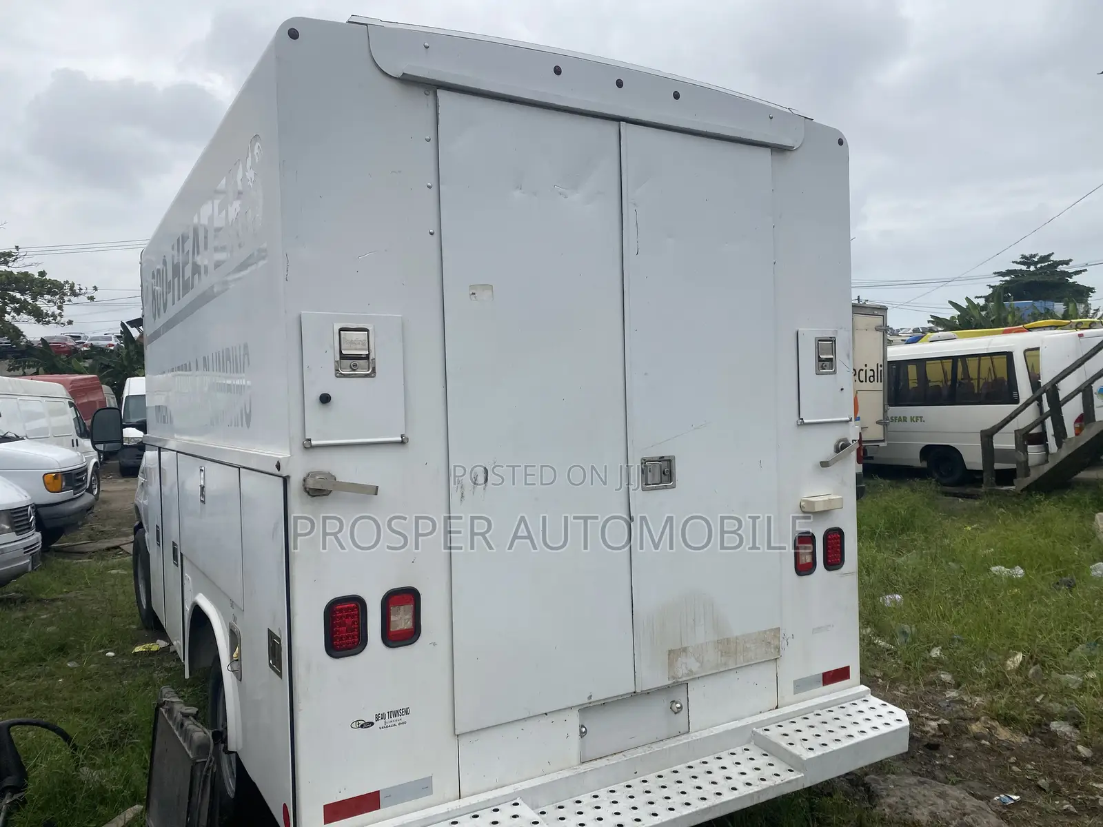 Ford E250 2013 White