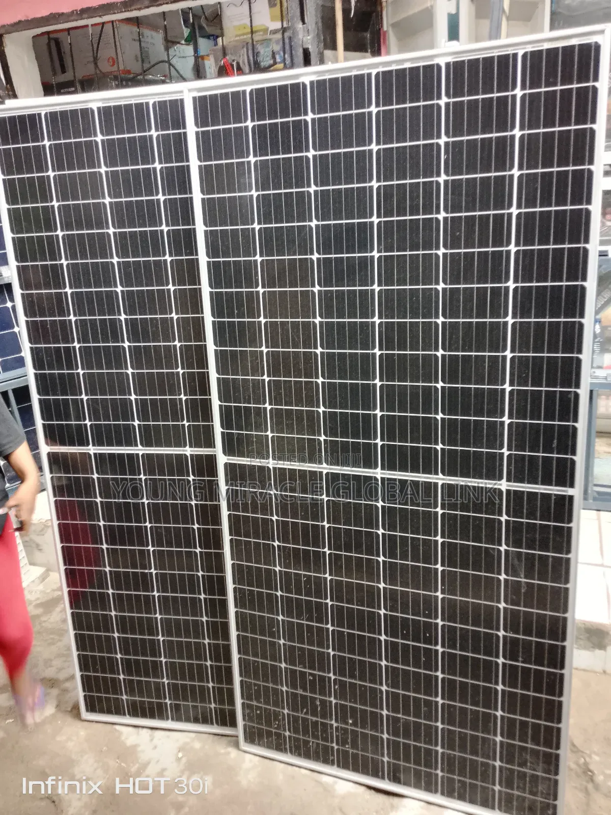 Original Canadian Panel 600W 144cells