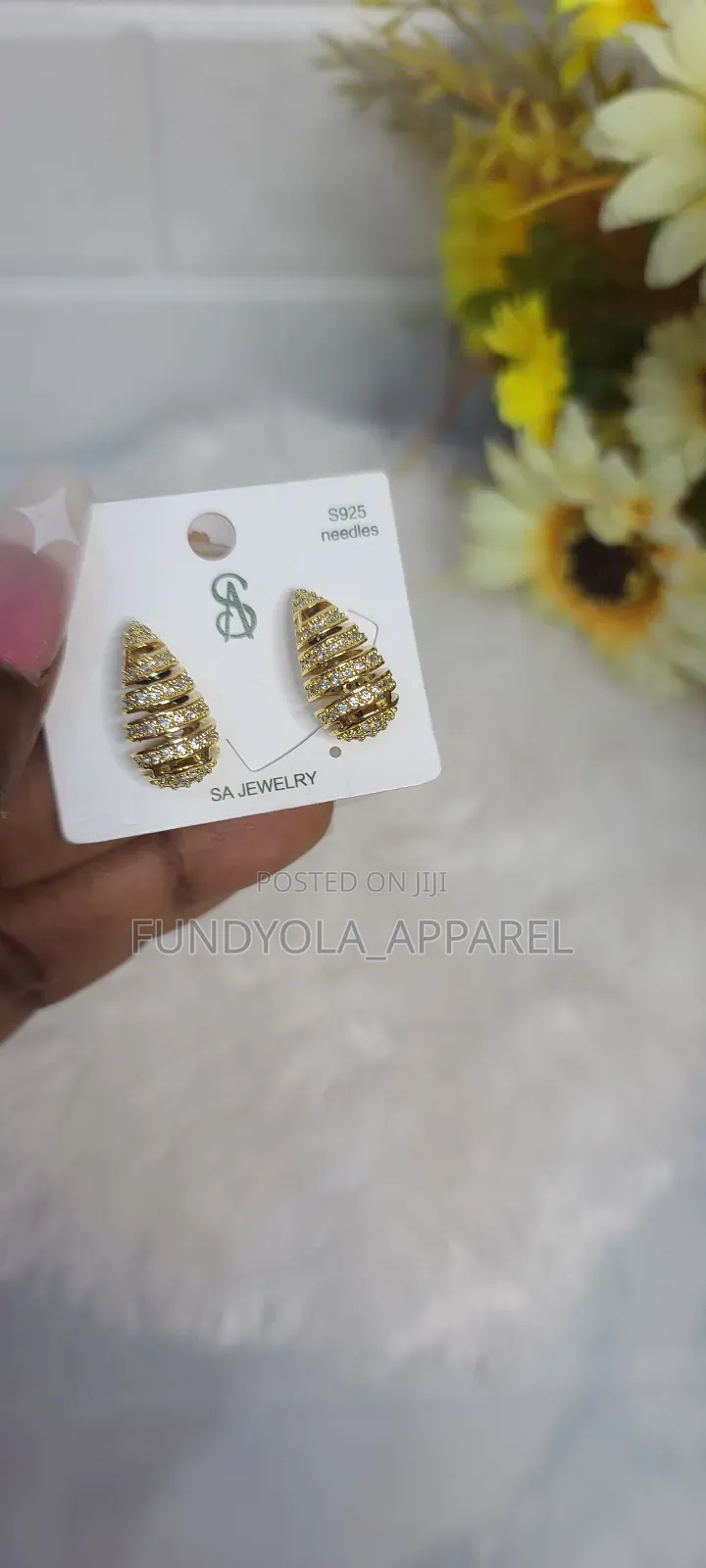 Quality Gold Mini Earring