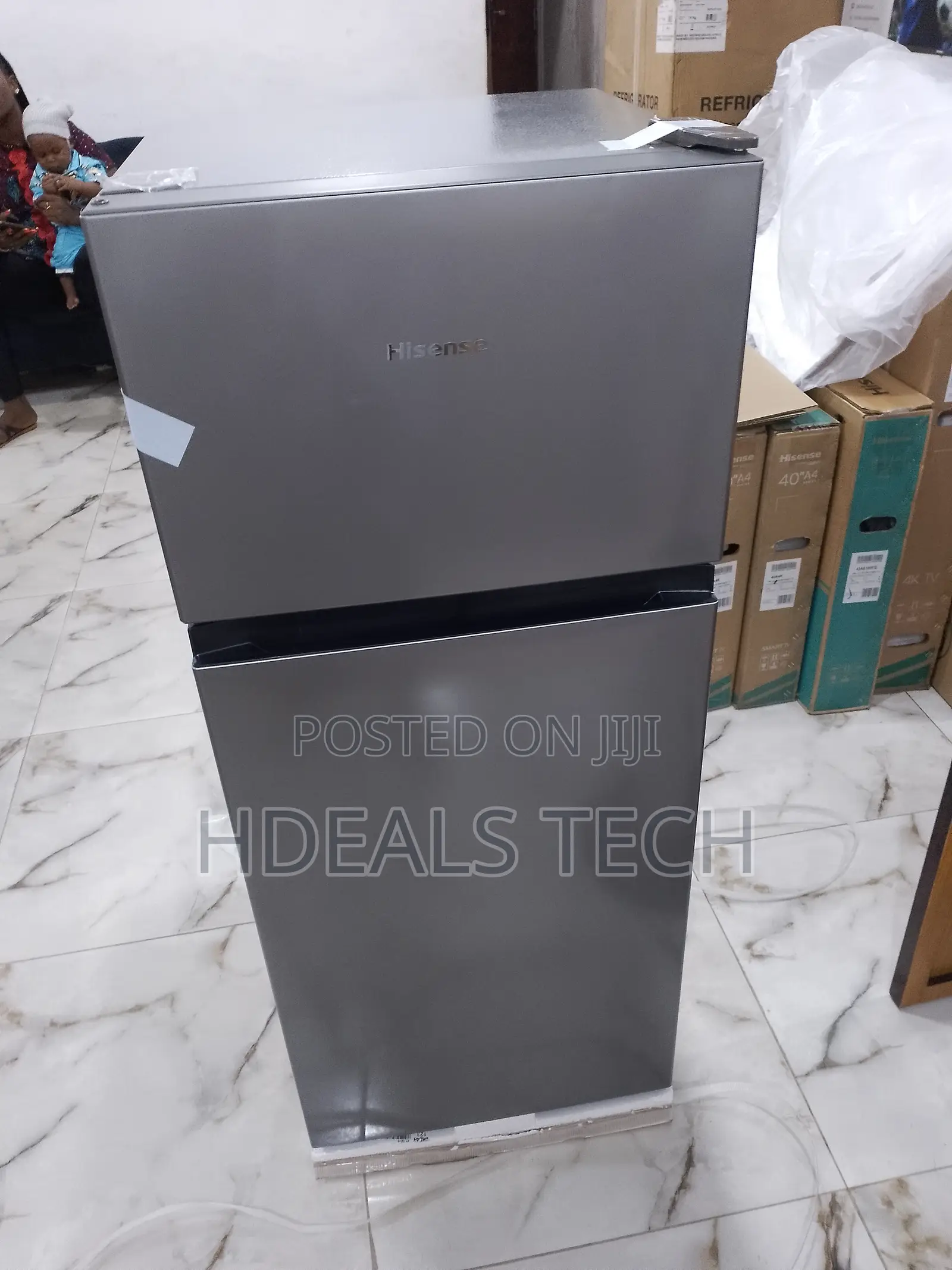 Hisense REF172DR 124 Litres Top Freezer Refrigerator