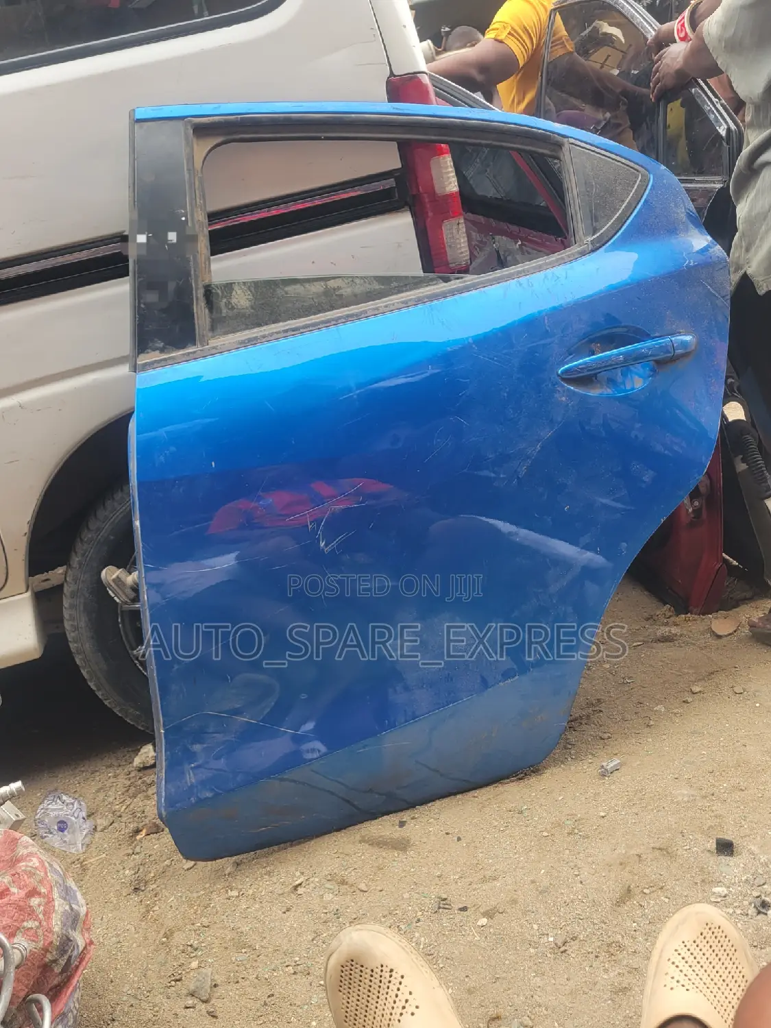 Yaris IA Back Door