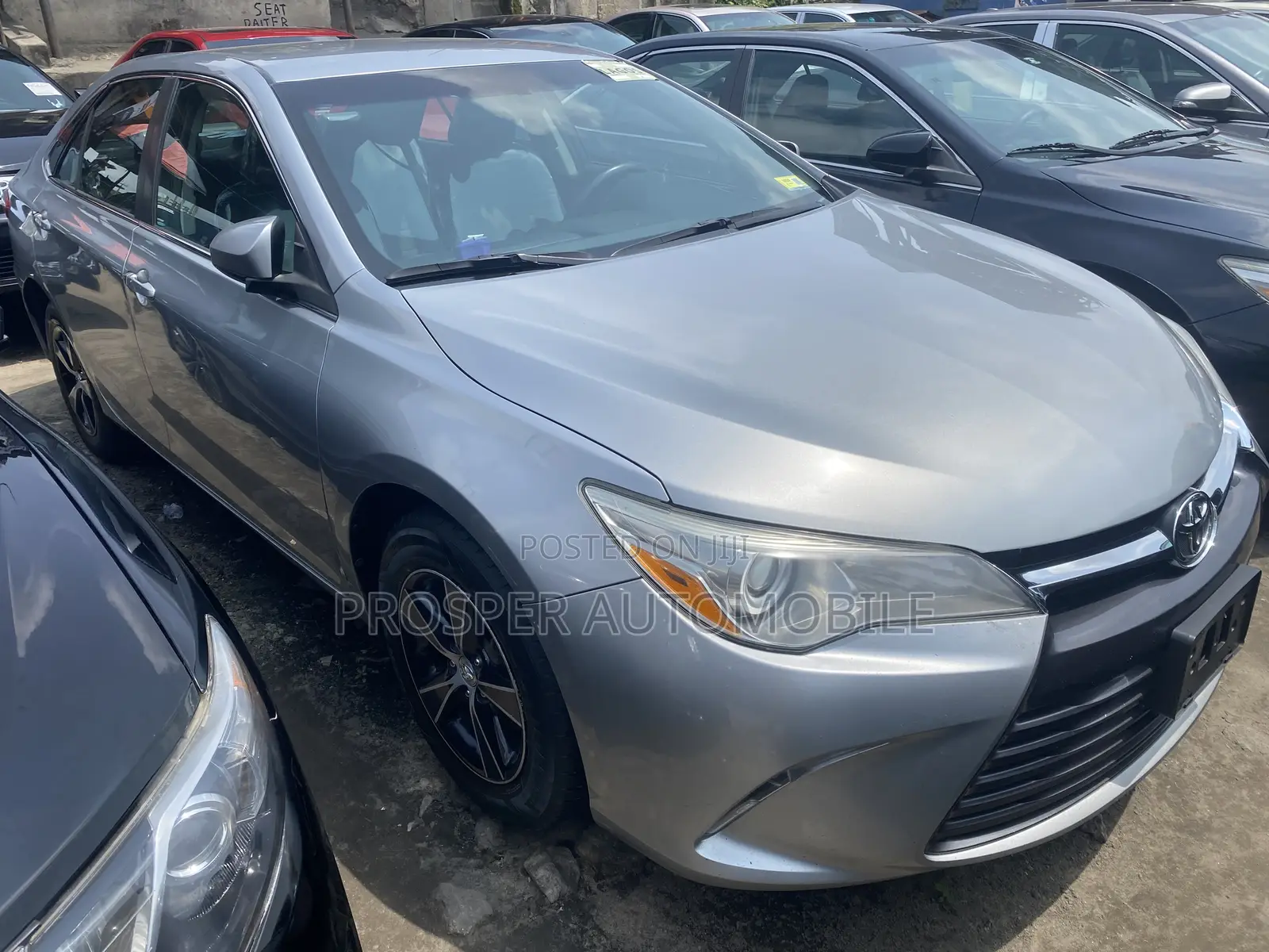Toyota Camry 2015 Silver