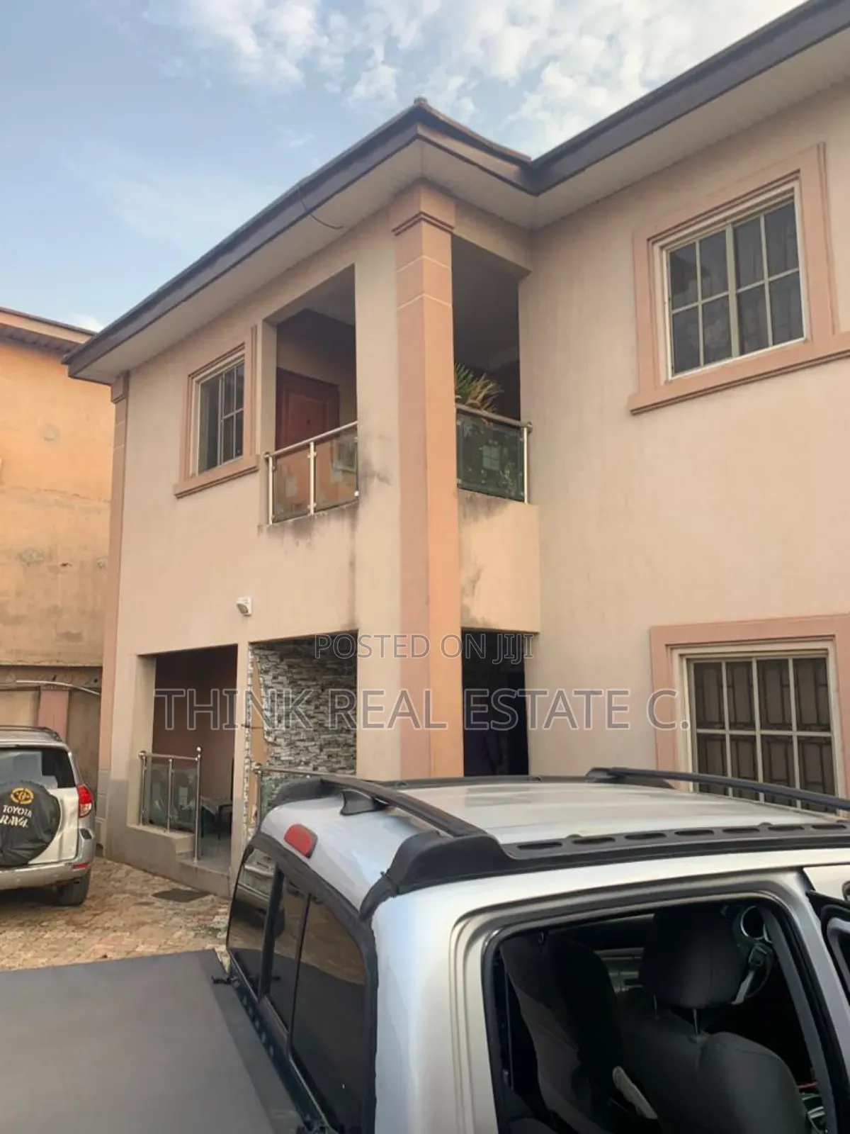 4bdrm Block of Flats in Second Ugbor,Gra, Benin City for sale