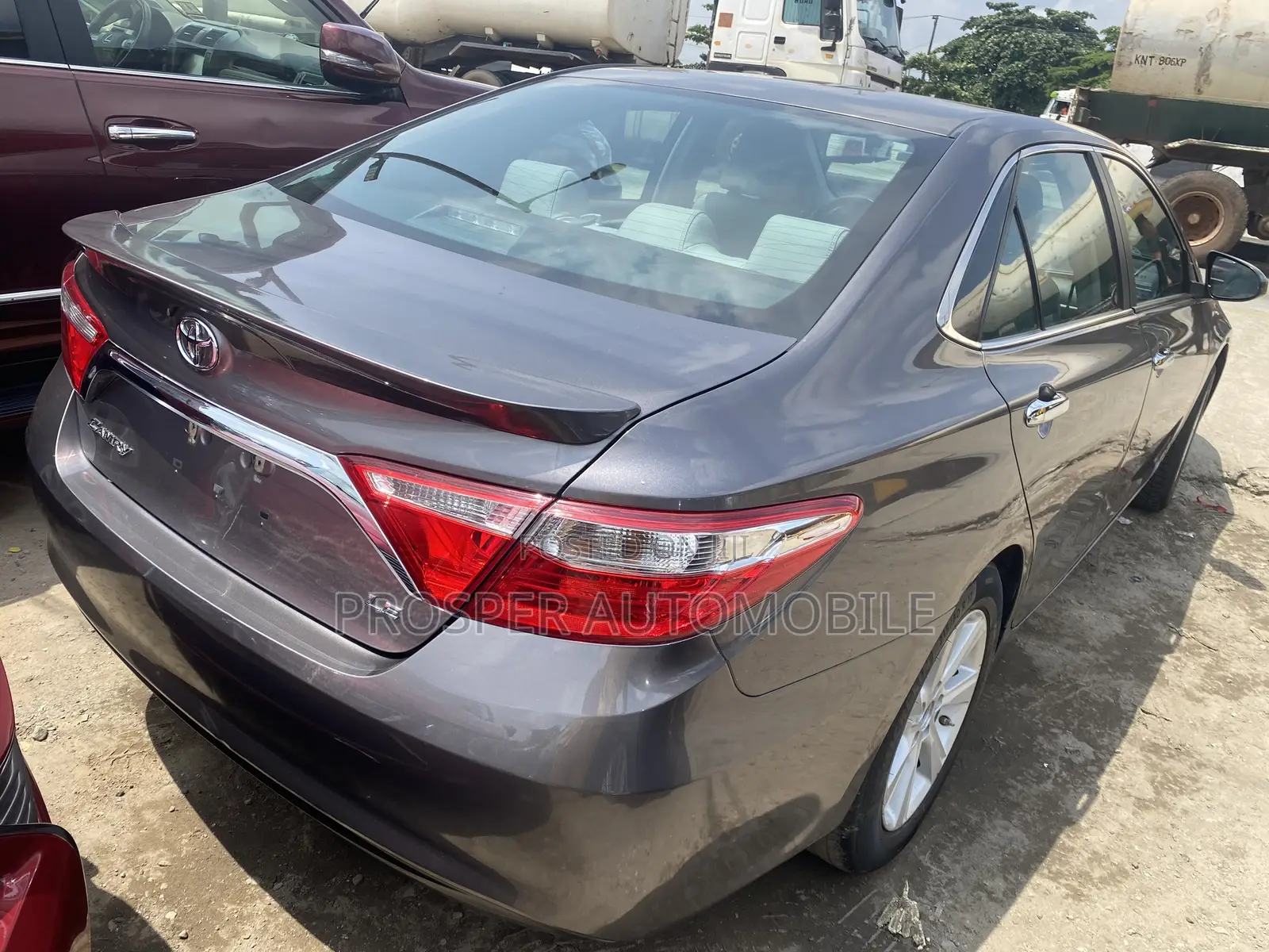 Toyota Camry 2017 Gray