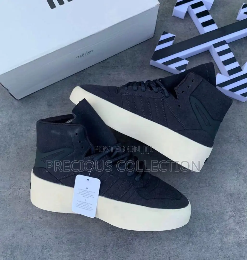 Unisex Adidas Suede Sneakers