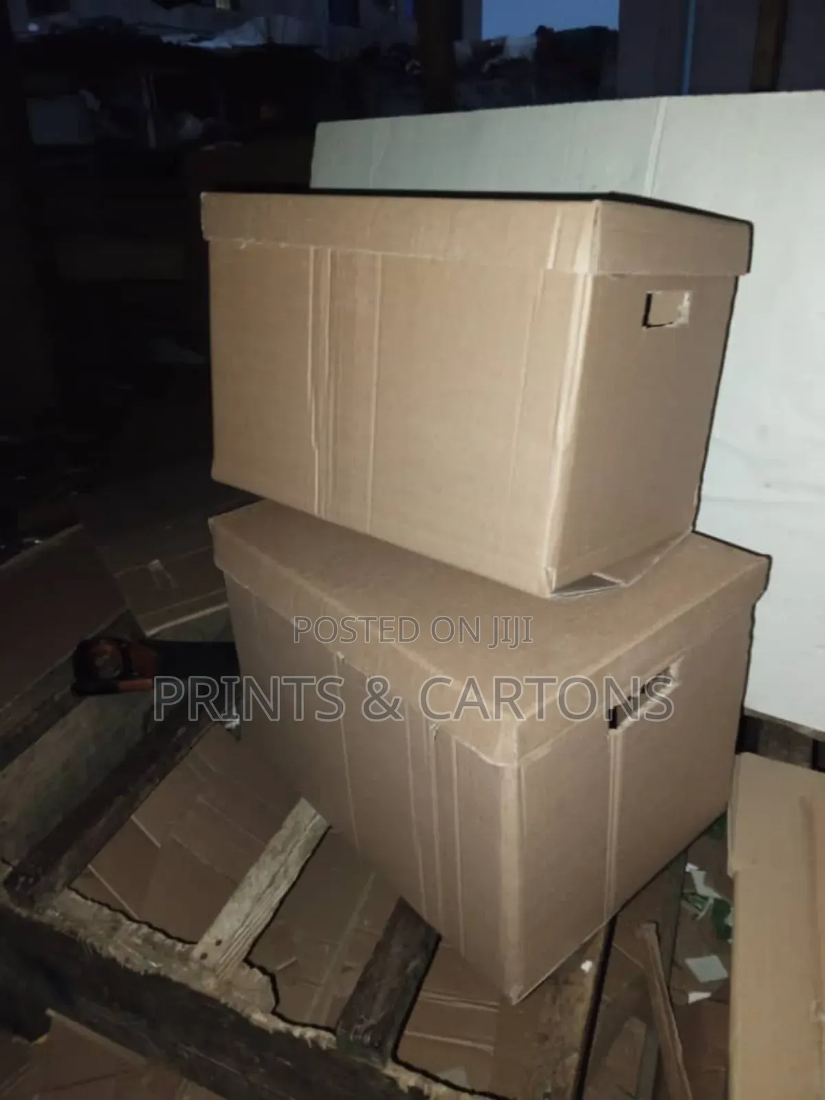 Cartons With Cover