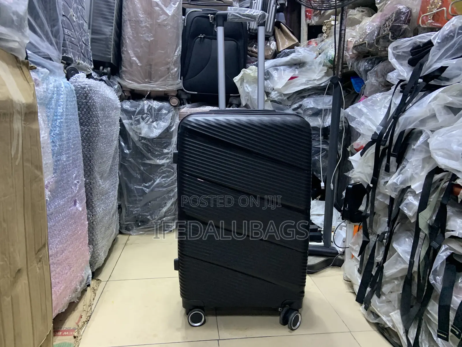 Medium Size Quality Unbreakable Black Travel Luggage