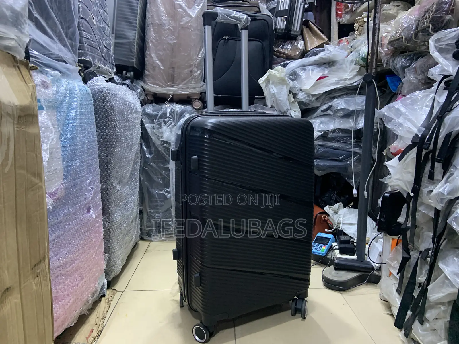 Medium Size Quality Unbreakable Black Travel Luggage