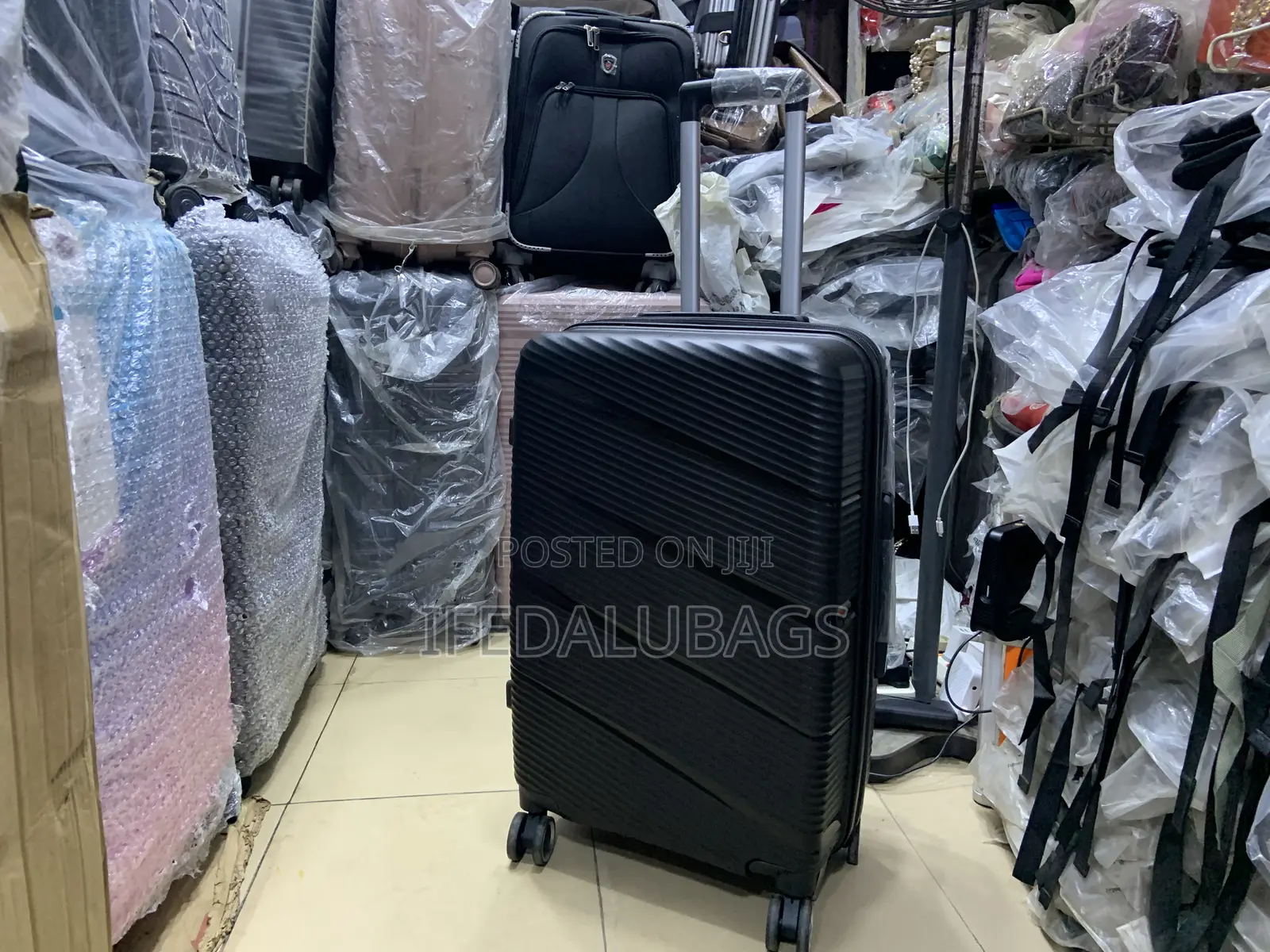 Medium Size Quality Unbreakable Black Travel Luggage