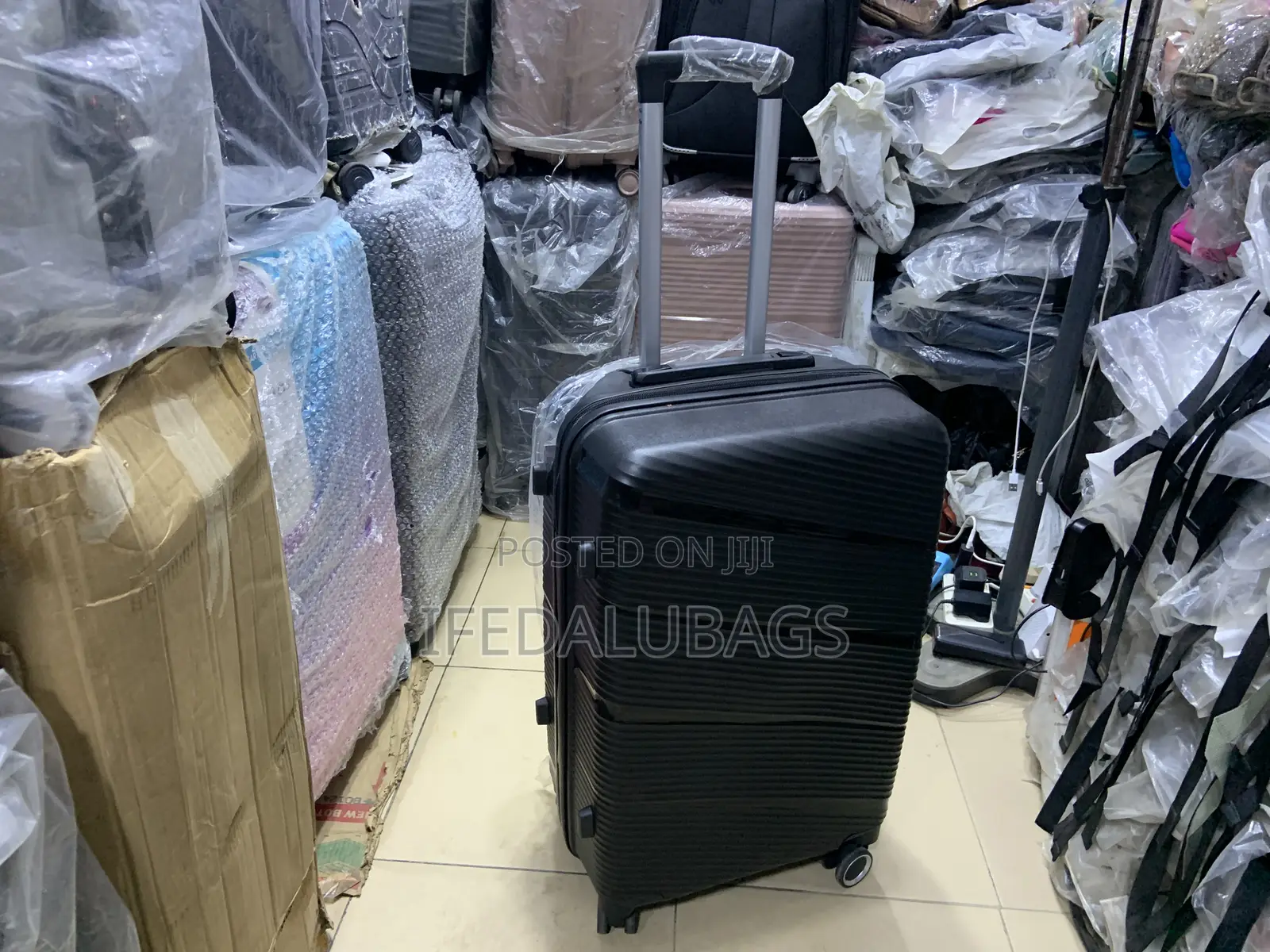 Medium Size Quality Unbreakable Black Travel Luggage