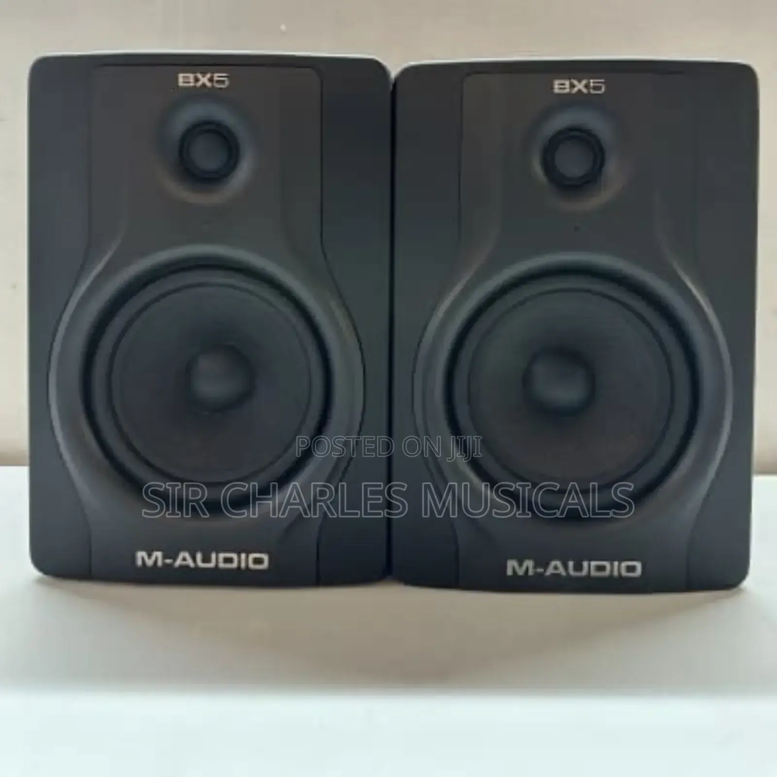 M-Audio Bx5 Professional Studio Monitor Speaker