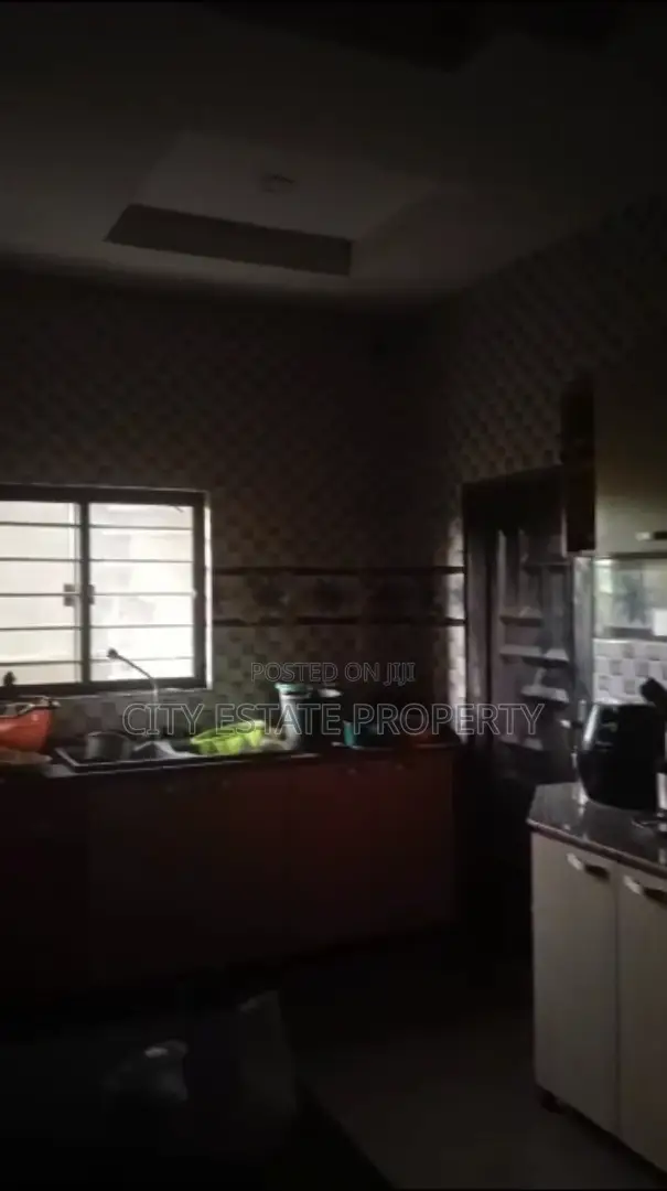 Furnished 5bdrm Bungalow in City Estate, Yenagoa for sale