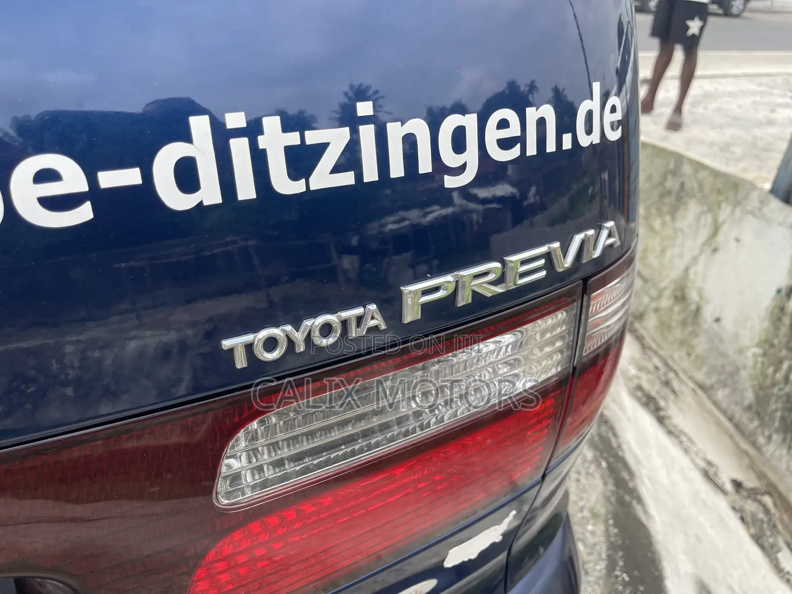 Toyota Previa 2004 Blue