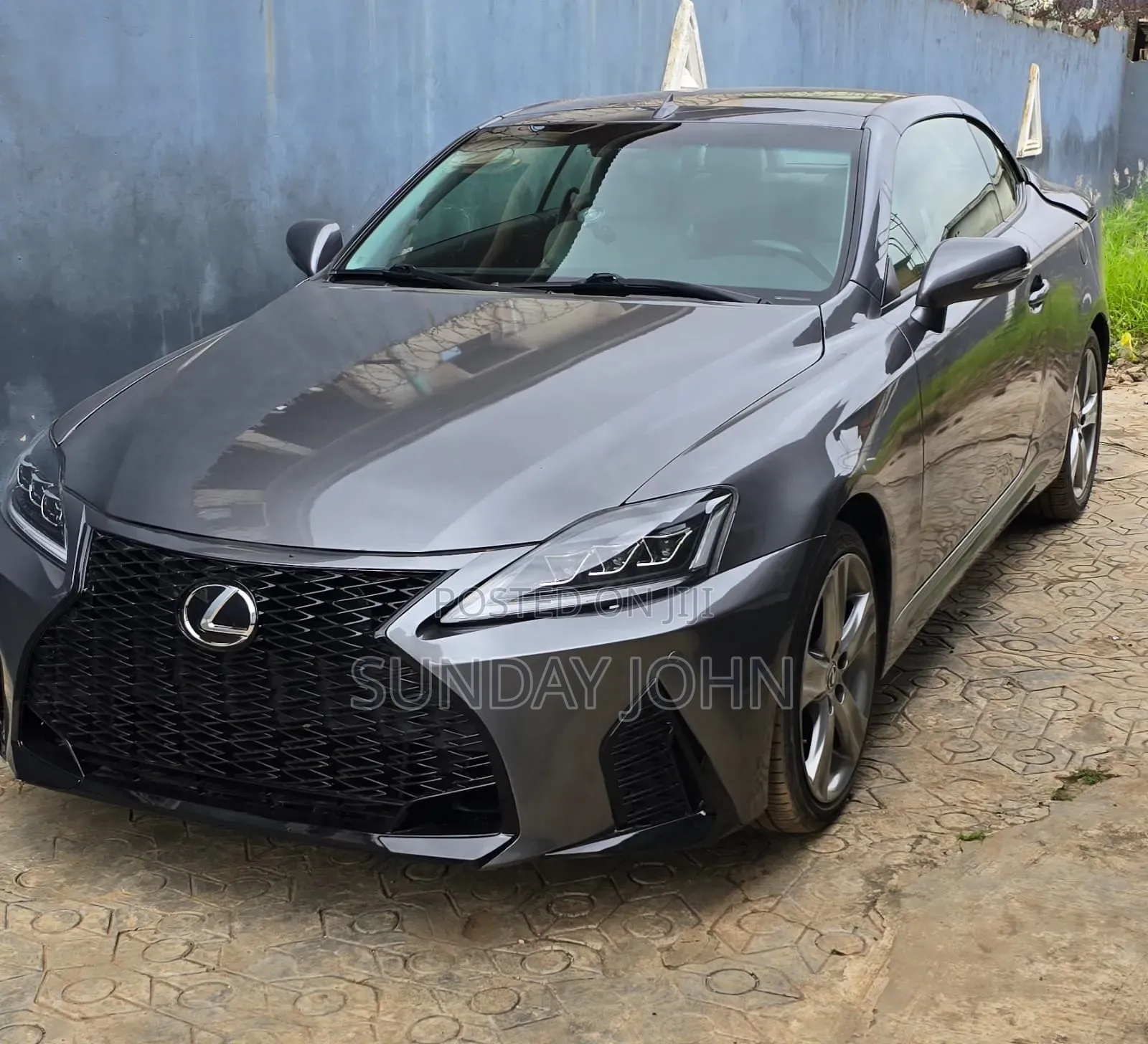 Lexus IS 350 C 2012 Gray