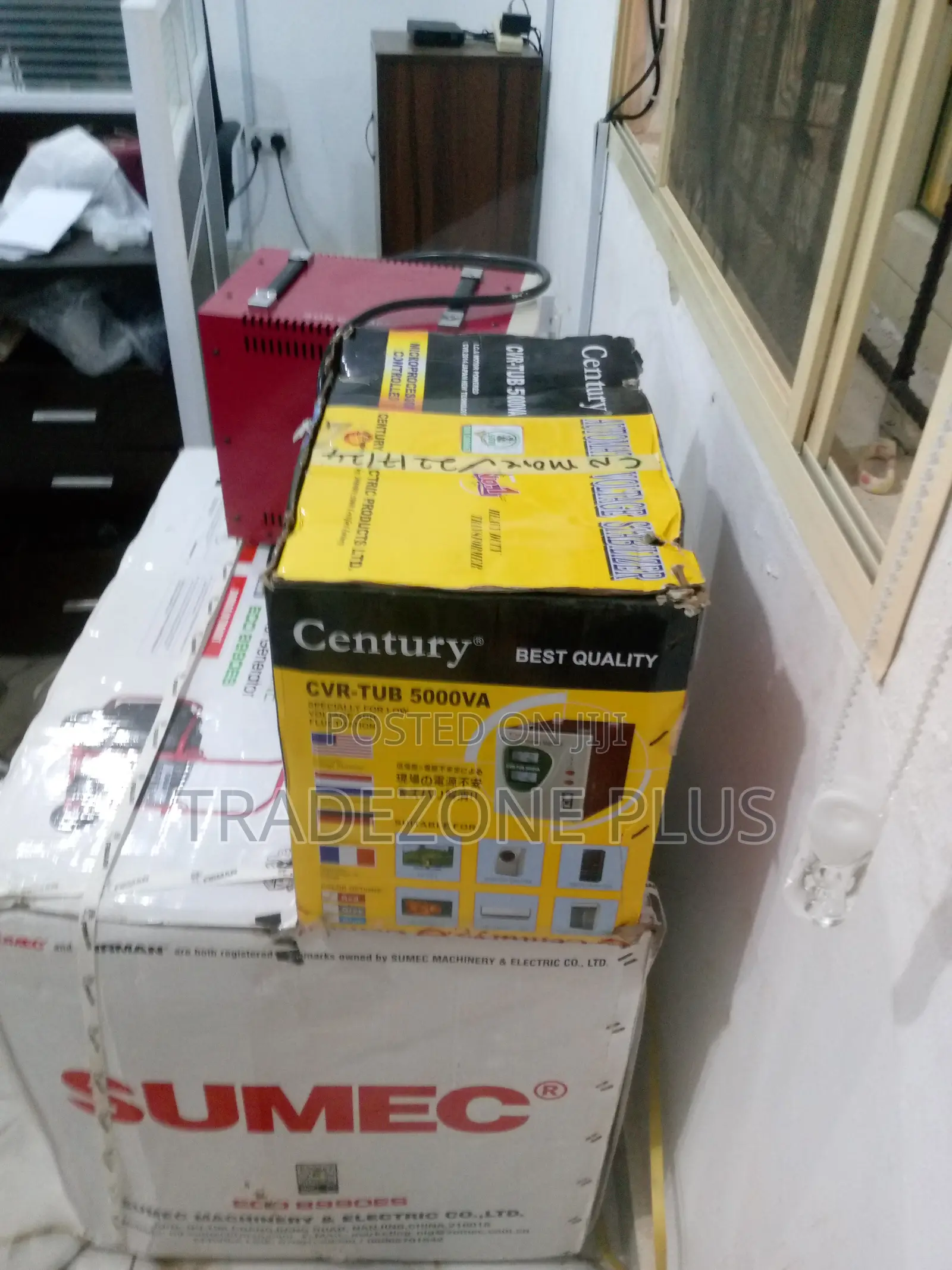 Unique Century 5000va CVR-Tub Auomatic Voltage Stbilizer
