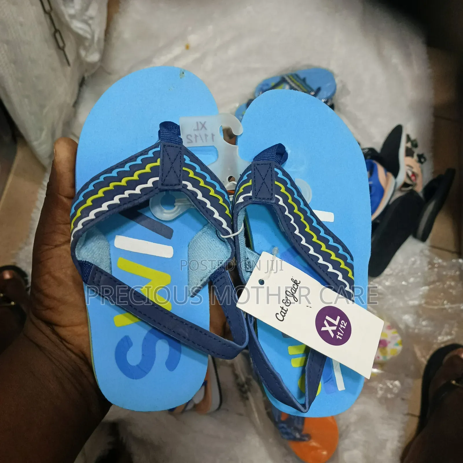 Children and Toddler Sander Slipers Available in Size 29/30