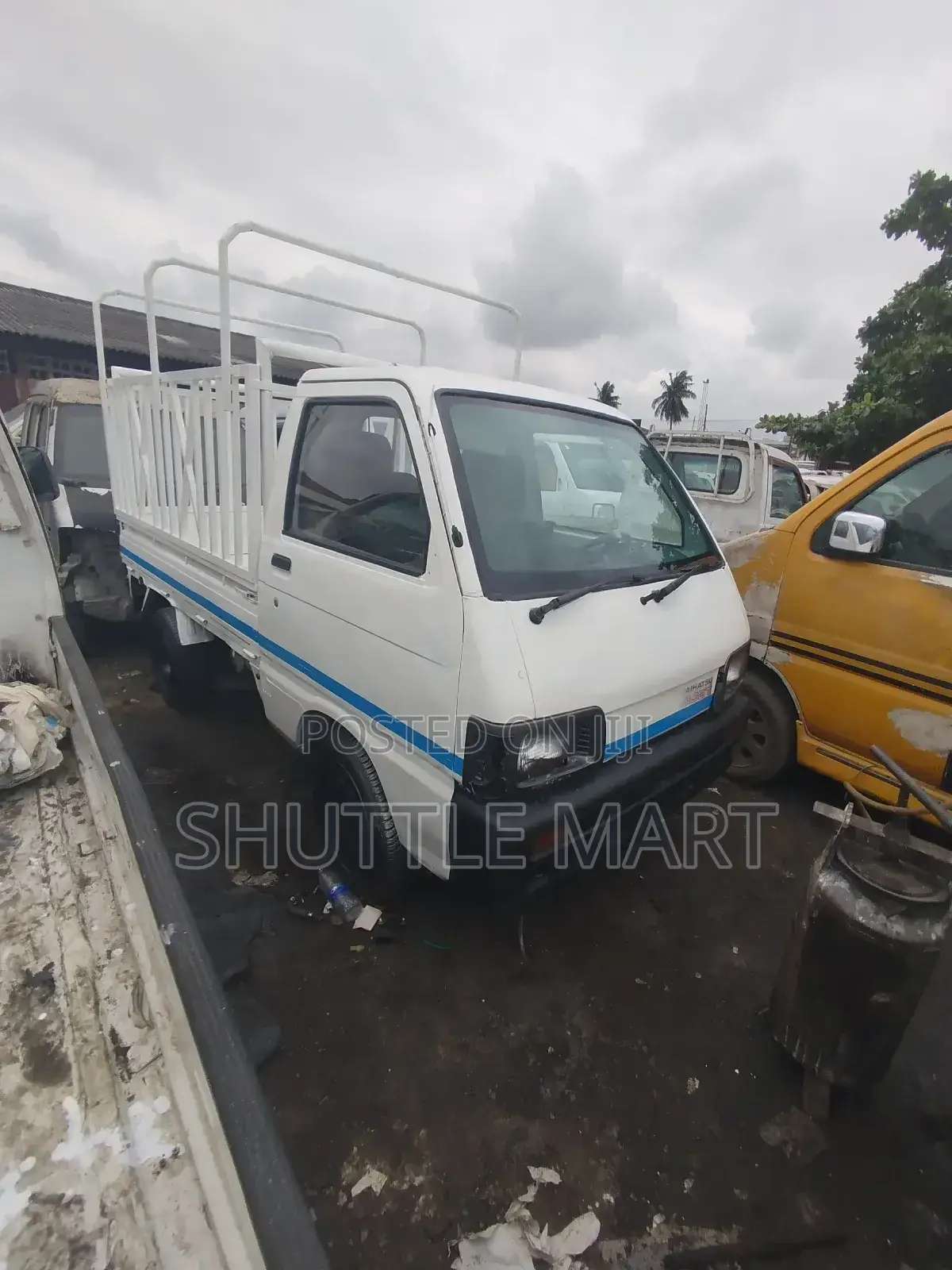 Daihatsu Mini Truck | With Burglary Foreign Used