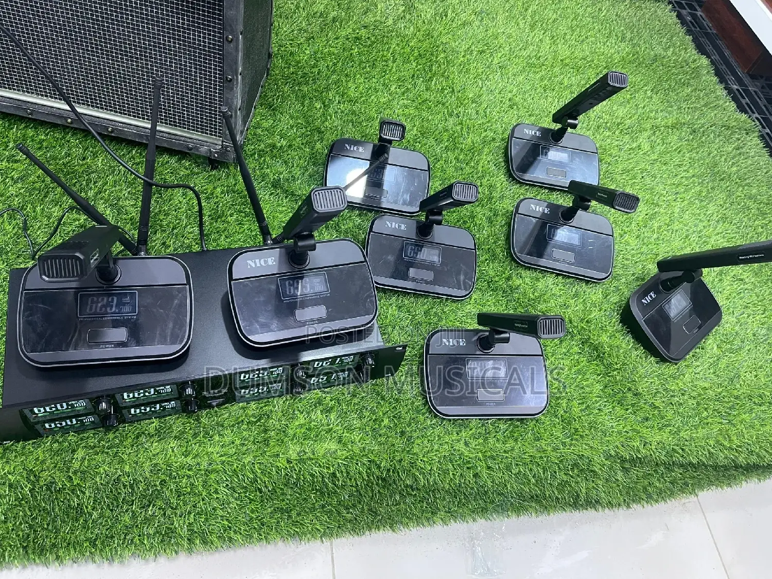 Conference Wireless Microphone 8in1 UHF