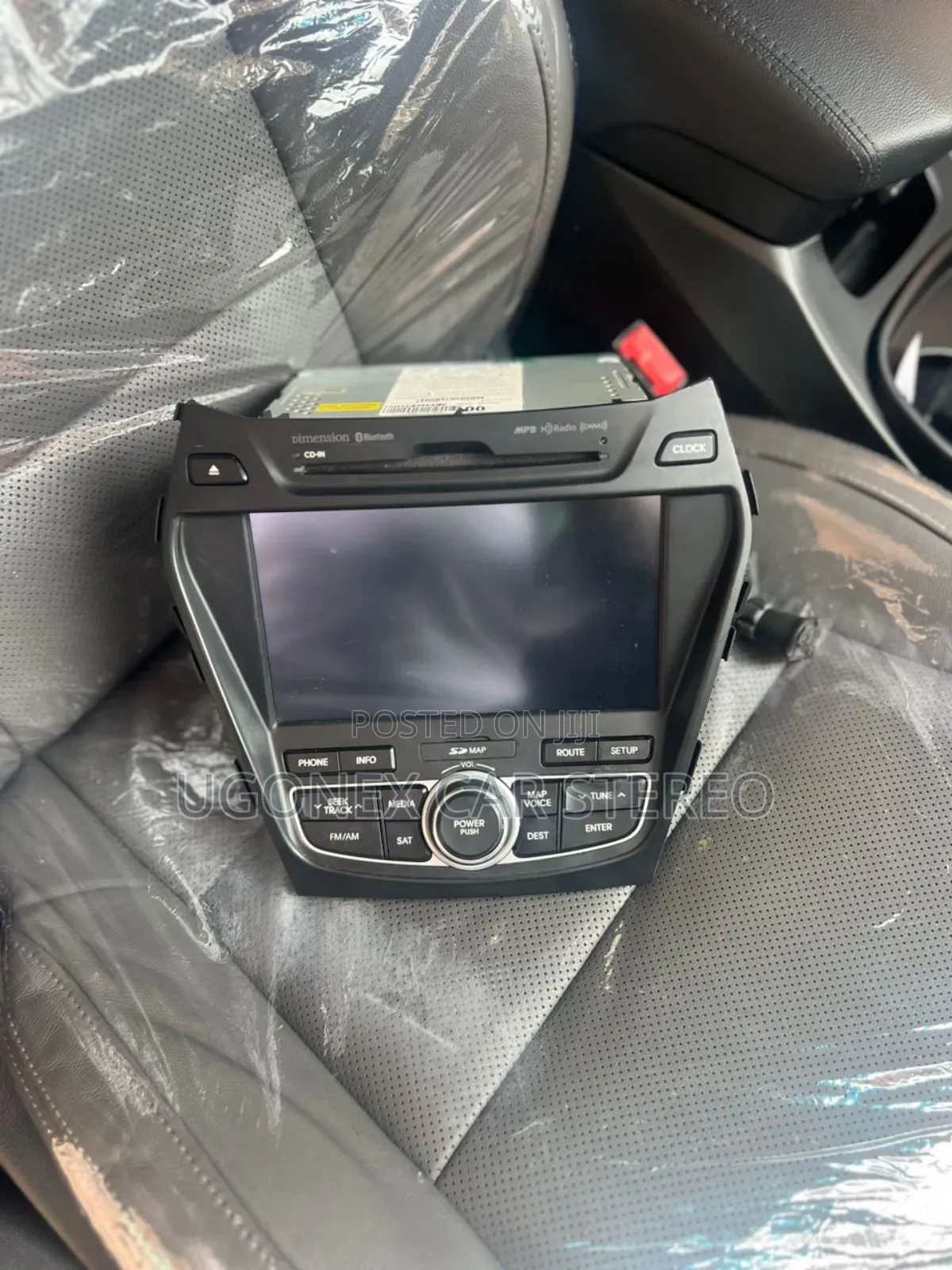 2013-16 Hyundai Santa Fe Factory Navigation Screen