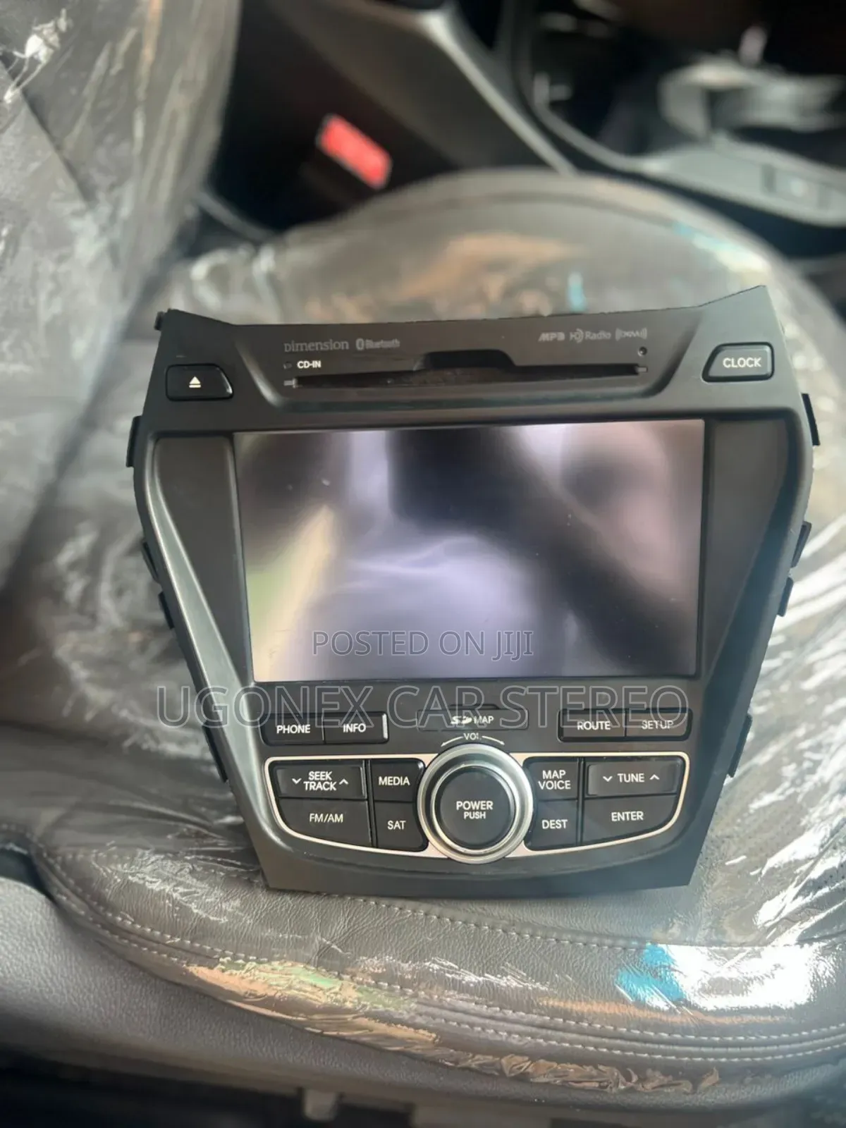 2013-16 Hyundai Santa Fe Factory Navigation Screen