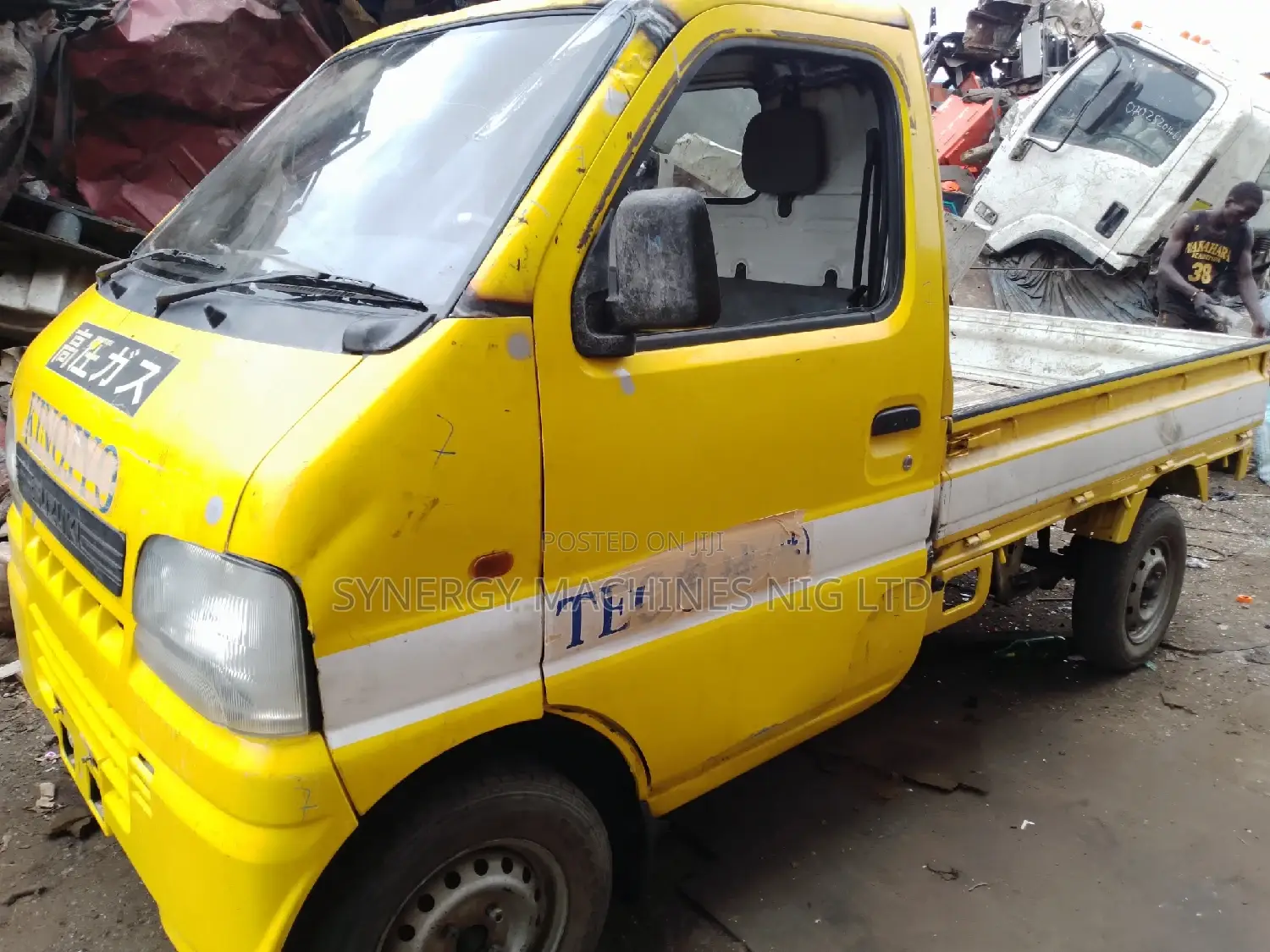 Suzuki Mini Truck 2018 Yellow