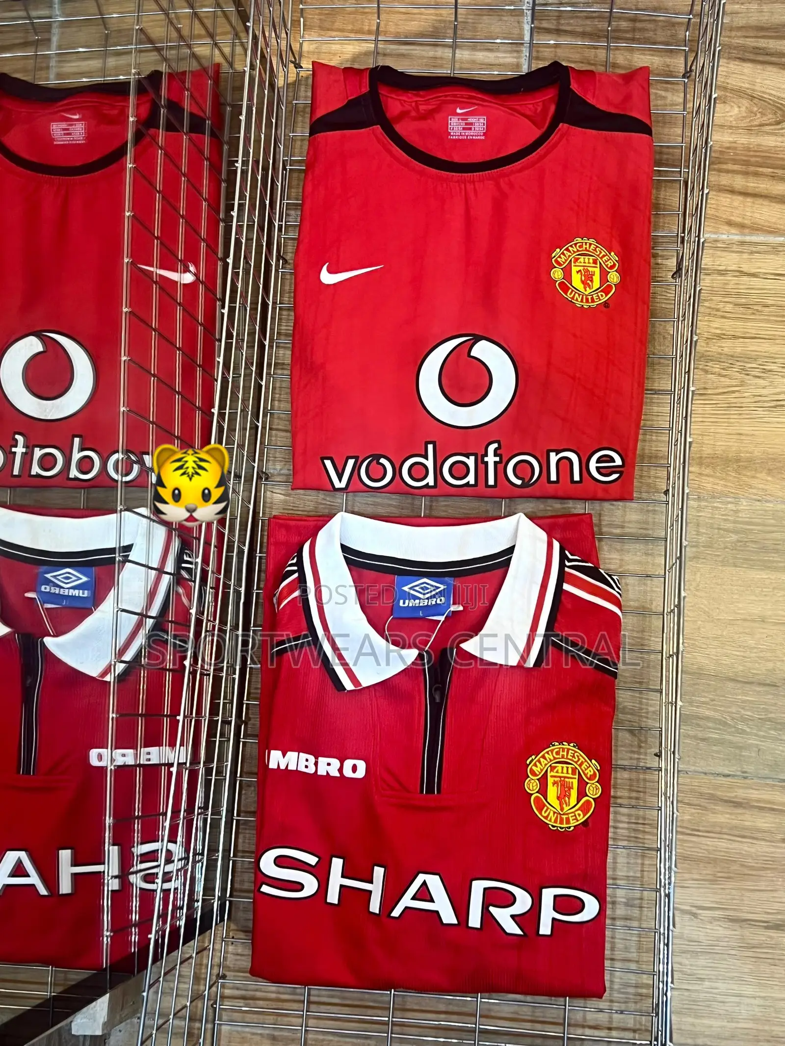 Manchester United Retro - Olden Days Man U Retro
