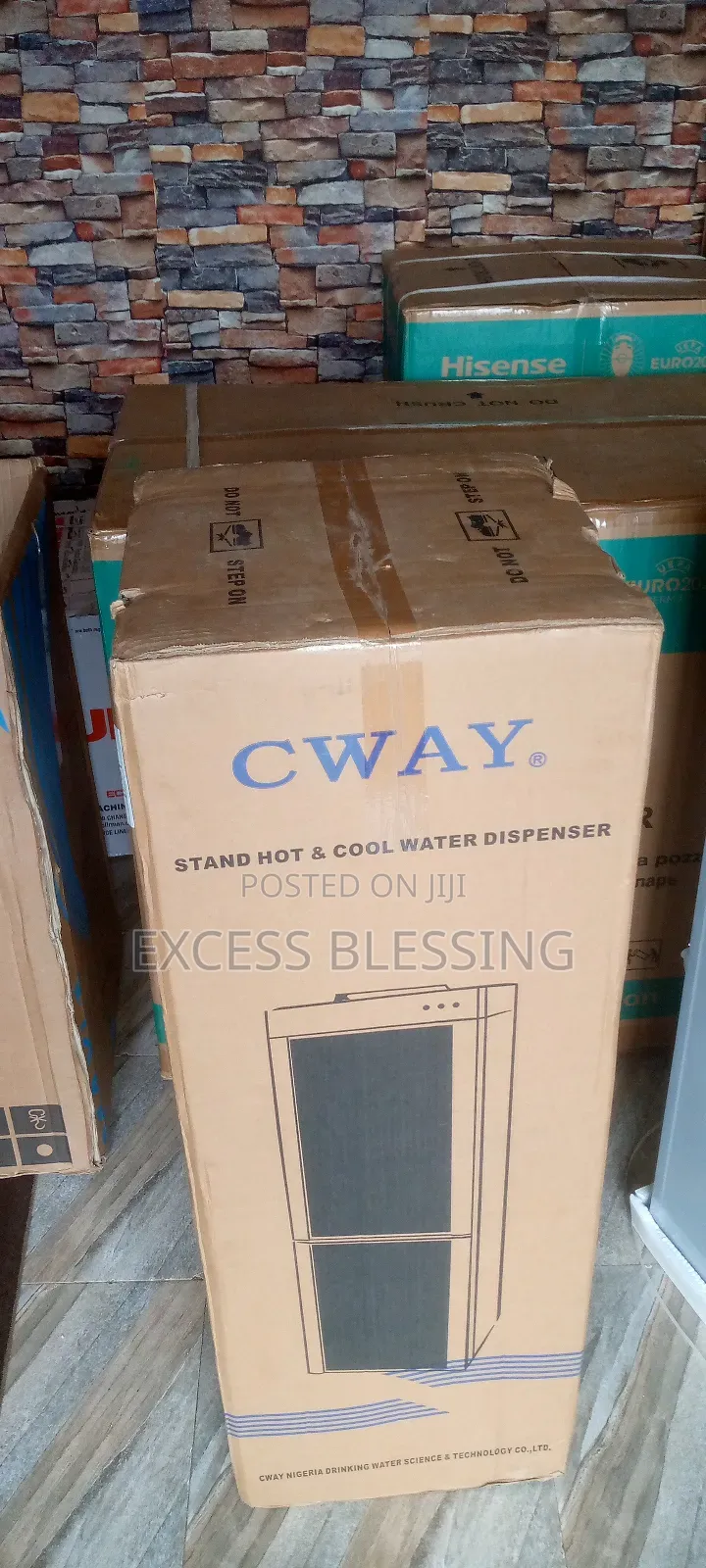 Cway Hot and Cold Water Despenser With Double Mount Door.