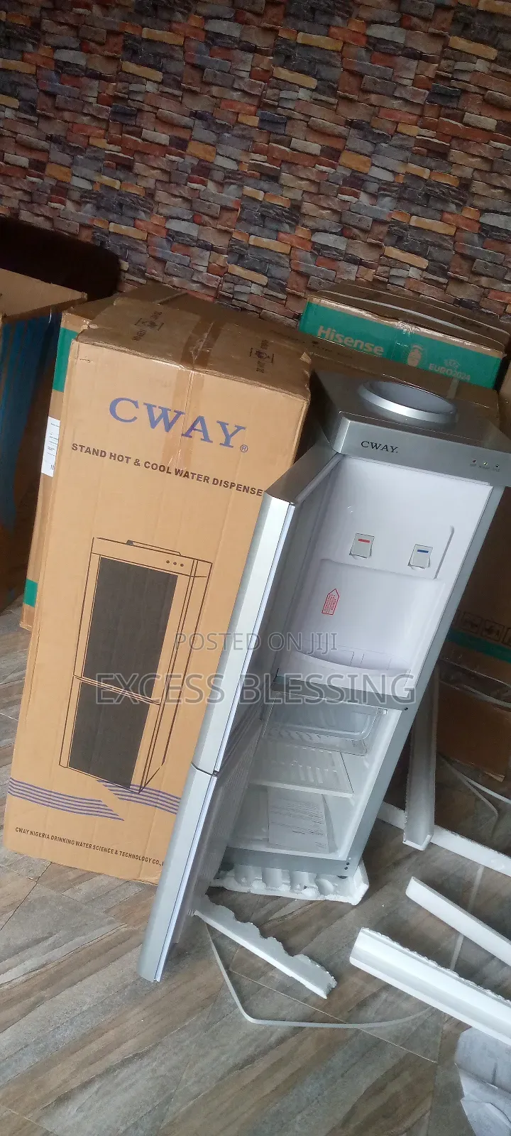 Cway Hot and Cold Water Despenser With Double Mount Door.