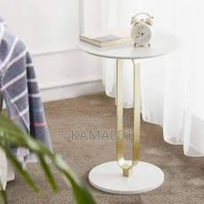 Mable Side Table