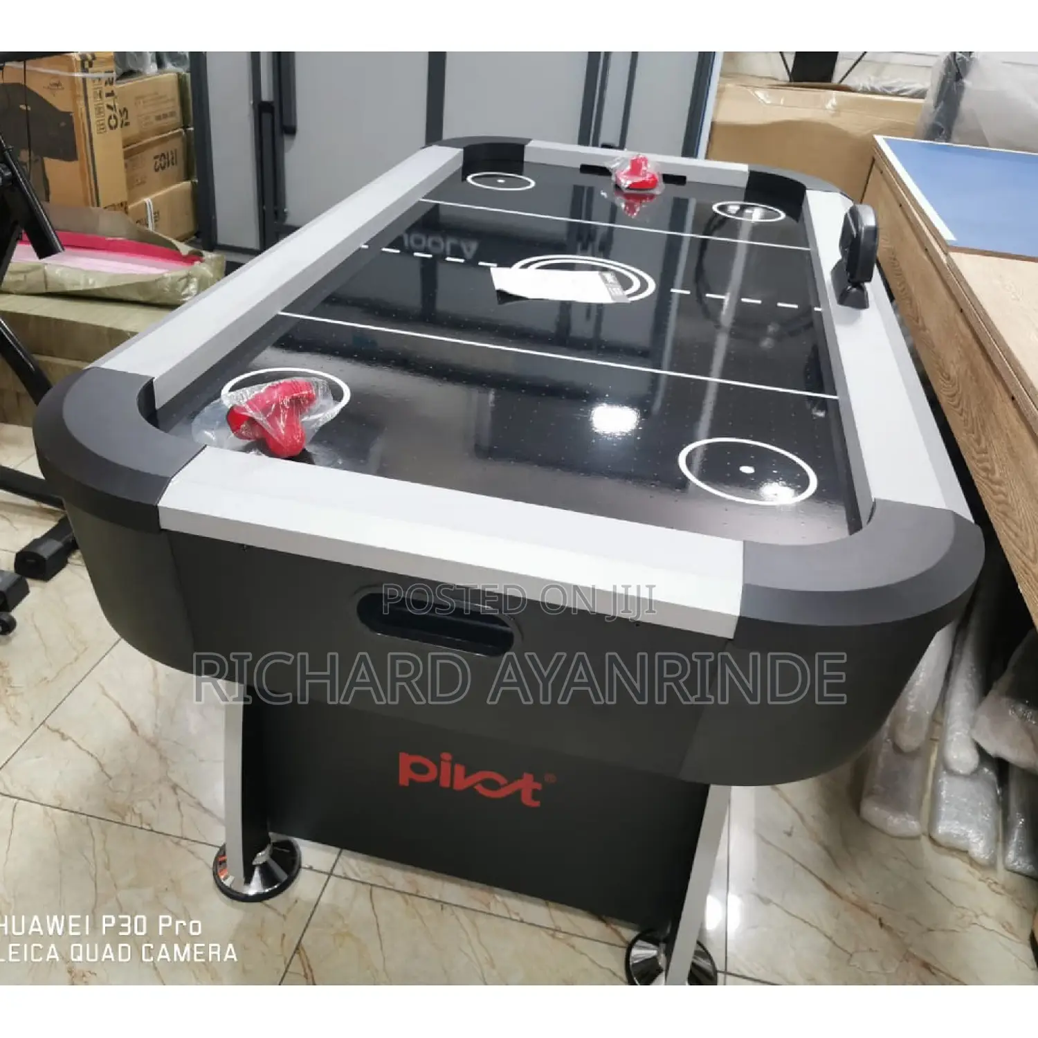 Air Hockey Table