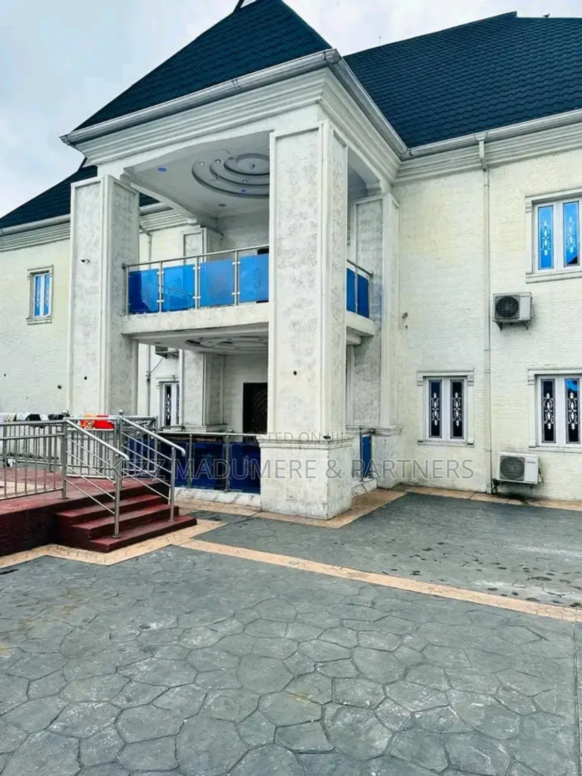 5bdrm Duplex in New Gra Phase 3 , for sale
