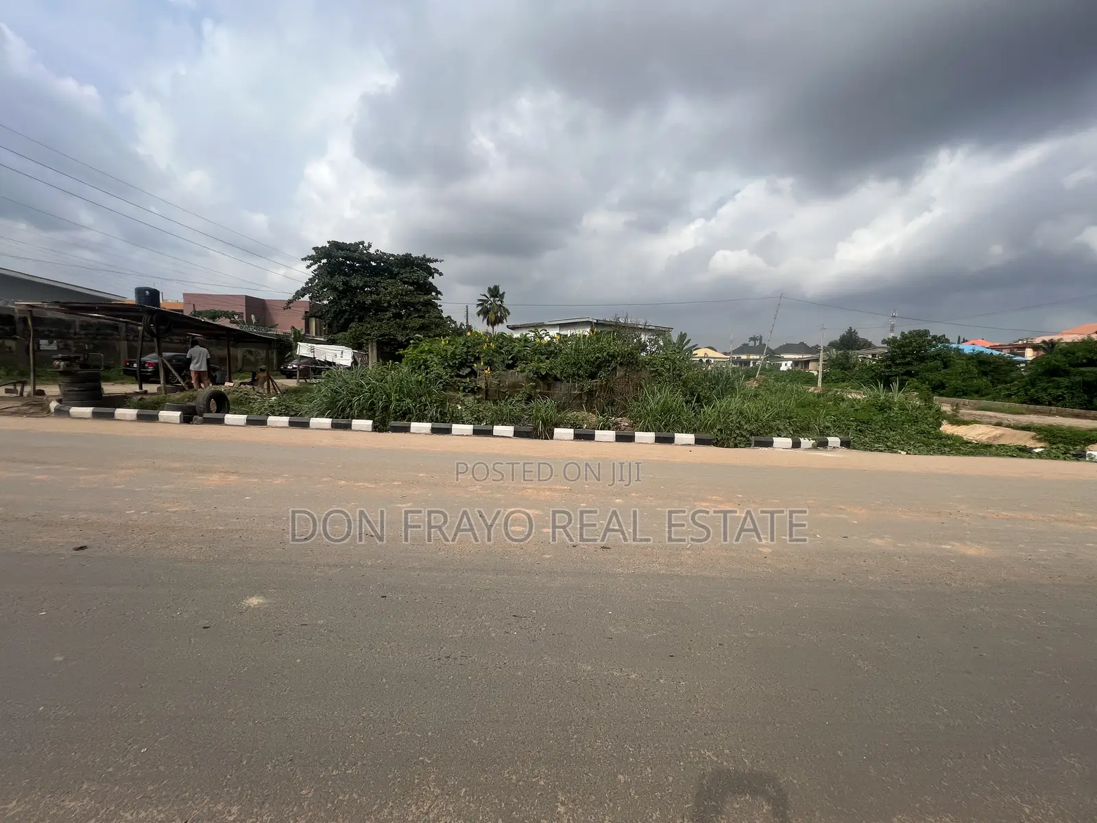 600 SQM Commercial Use Land in New Bodija for Sale