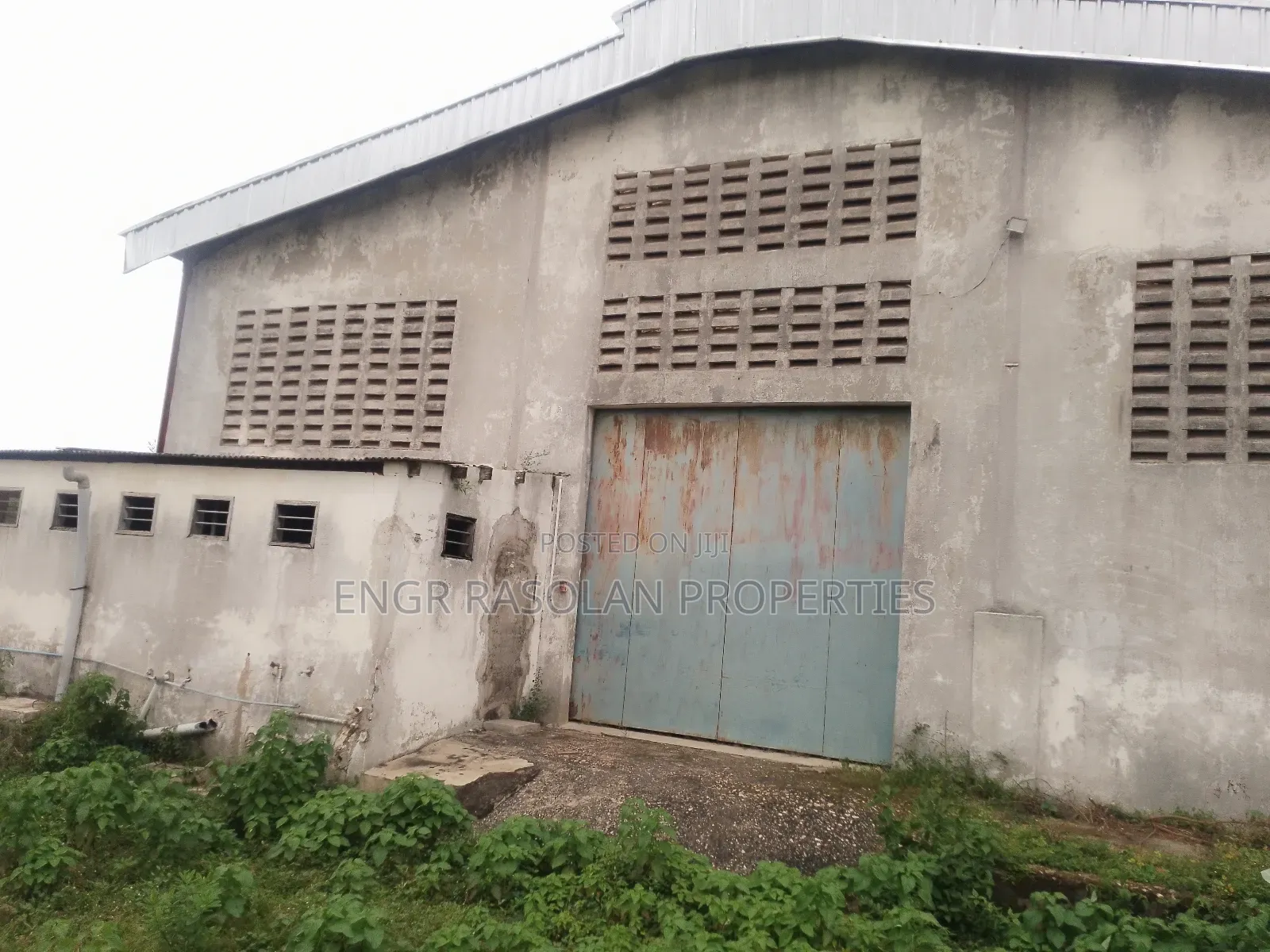 Factory for Sale on 101 Plots of Land