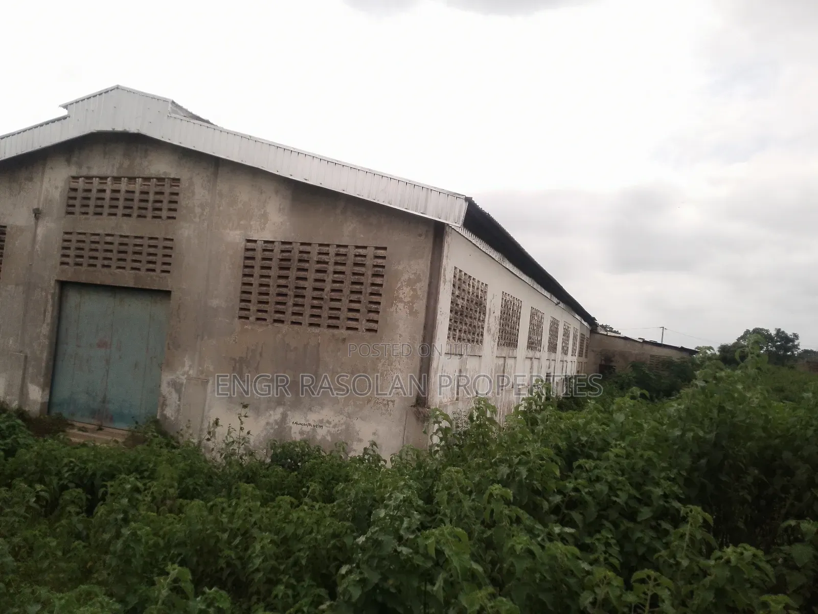 Factory for Sale on 101 Plots of Land