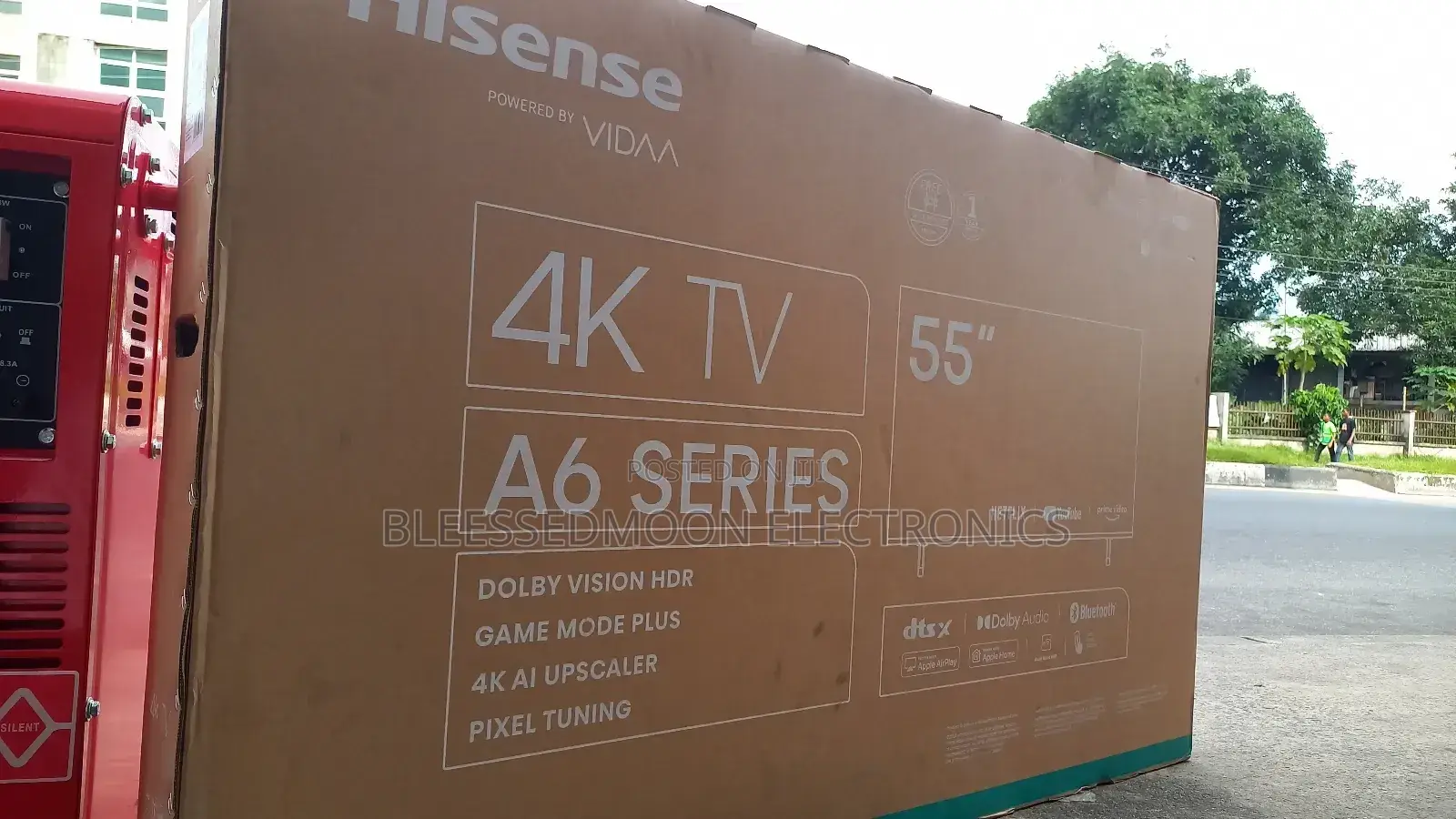 Hisense Inverter Smart Television 55in Flamless Body Pure 