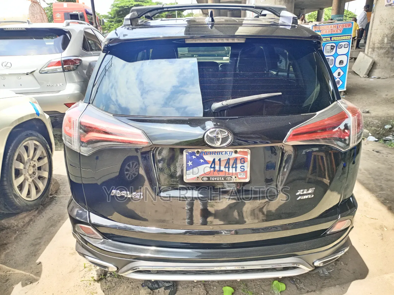 Toyota RAV4 2015 Black