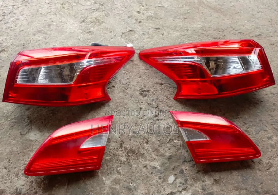 Complete Back Nissian Sentra 2016